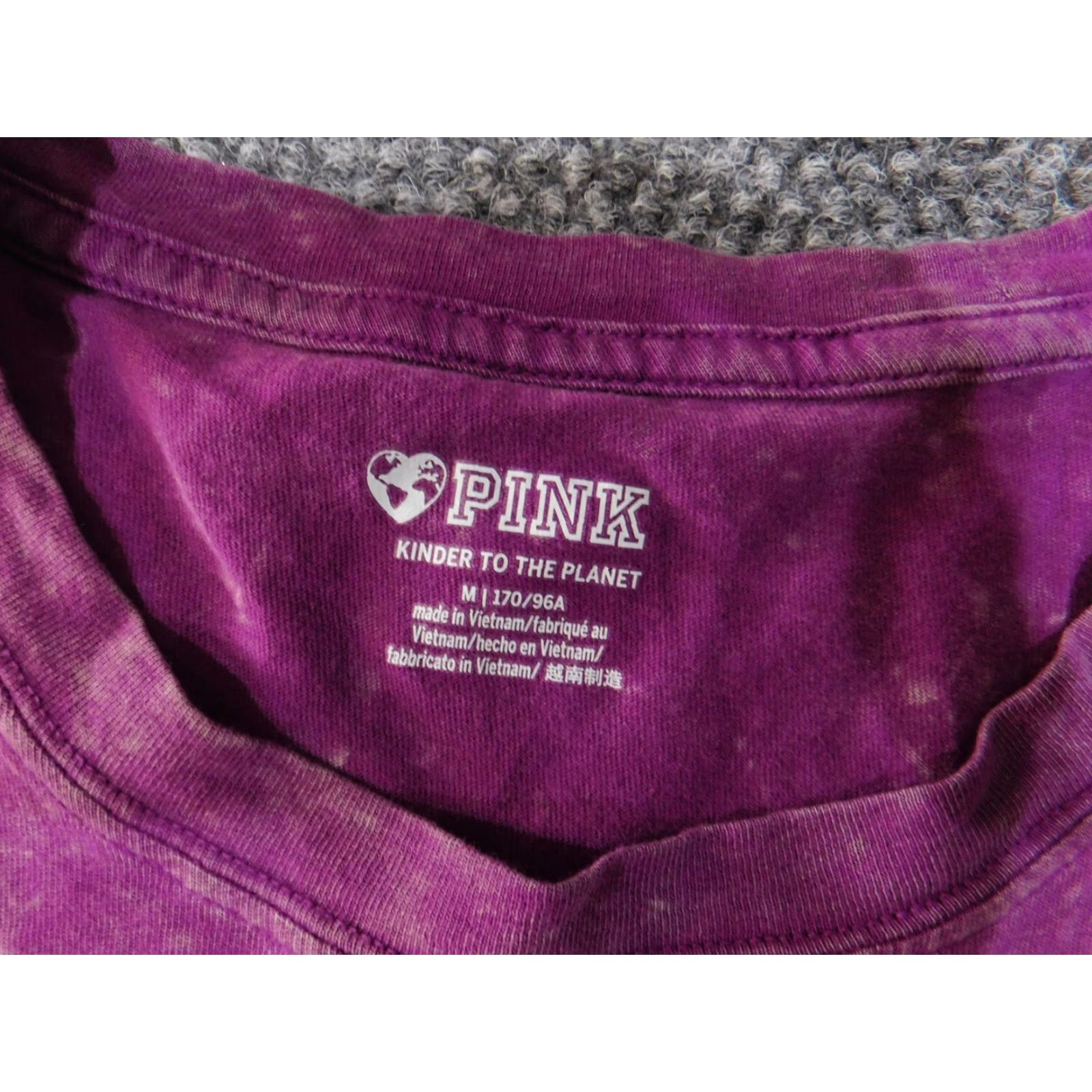 Pinko PINK Shirt Womens Medium Purple Long Sleeve Graphic Love 1986 Pullover Top ICI Dog Seal Size M / US 6-8 / IT 42-44 - 7 Thumbnail