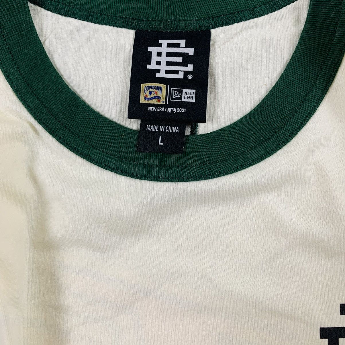 Eric Emanuel Eric Emanuel Cream Short Sleeve Tee Tampa Bay Rays Size US L / EU 52-54 / 3 - 3 Thumbnail