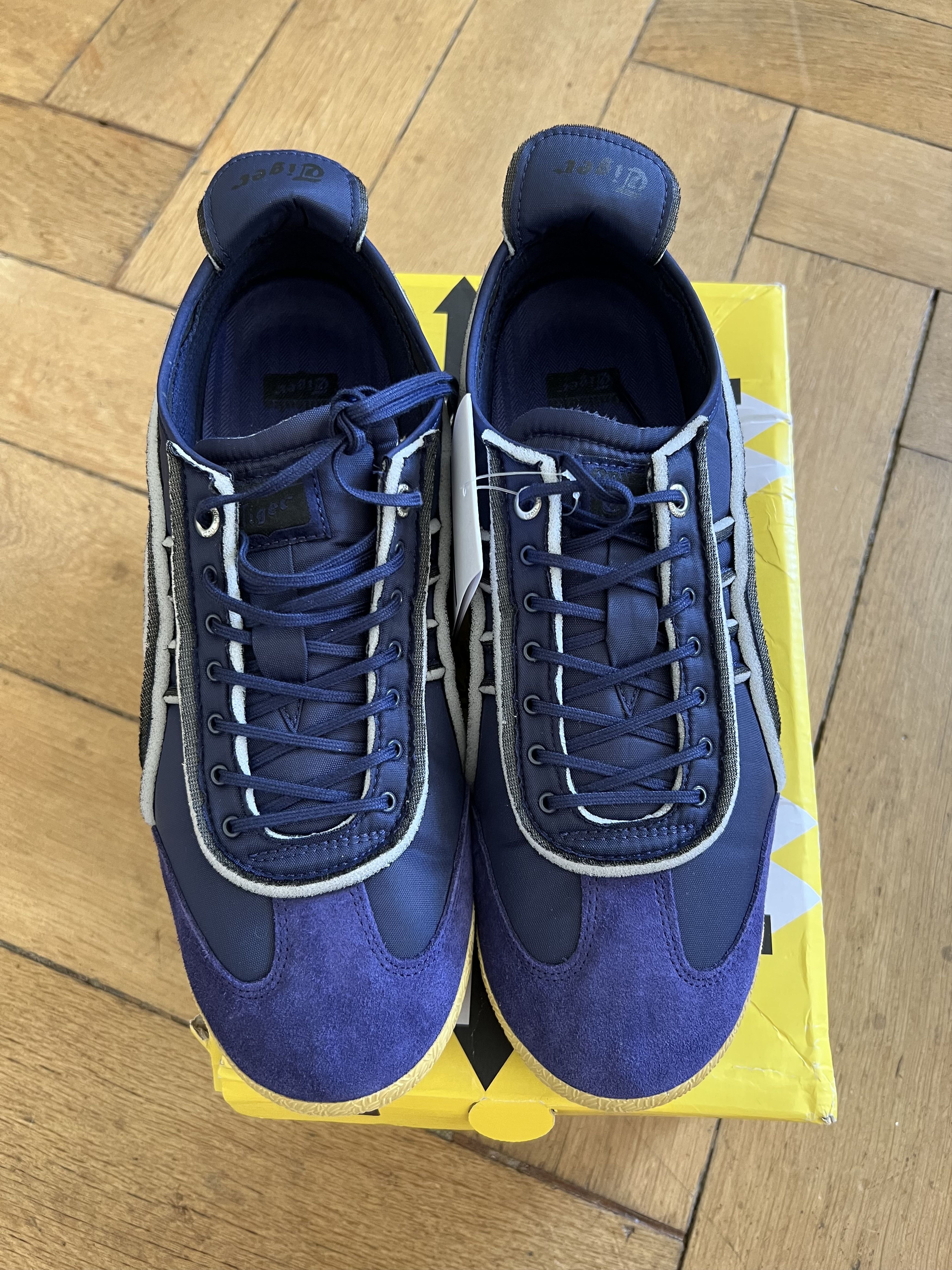 Onitsuka Tiger Onitsuka Tiger Mexico 66 SD Peacoat Size US 9 / EU 42 - 3 Thumbnail