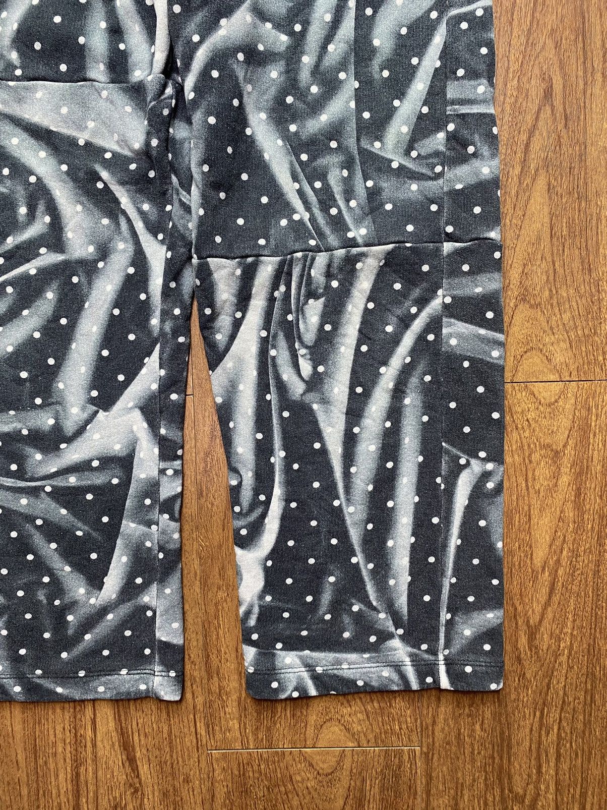 Maison Margiela MM6 Abstract Sweatpants Size US 30 / EU 46 - 5 Thumbnail