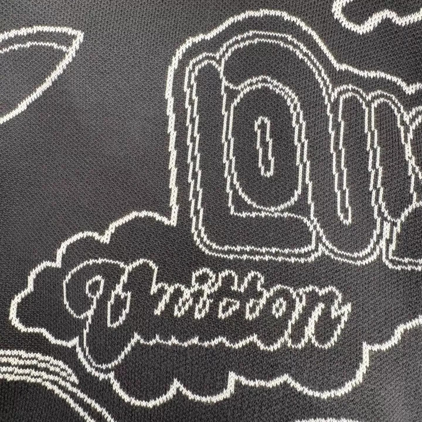 Louis Vuitton LOUIS VUITTON New Bugs Bunny Embroidery Knit Sweater S Unwor Size US S / EU 44-46 / 1 - 5 Thumbnail