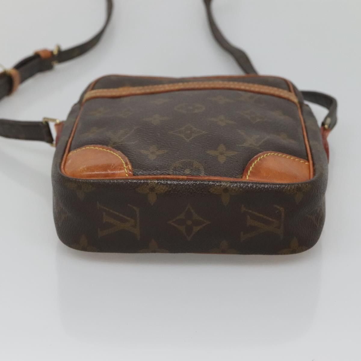 Louis Vuitton LOUIS VUITTON Monogram Danube Shoulder Bag M45266 Size ONE SIZE - 9 Thumbnail