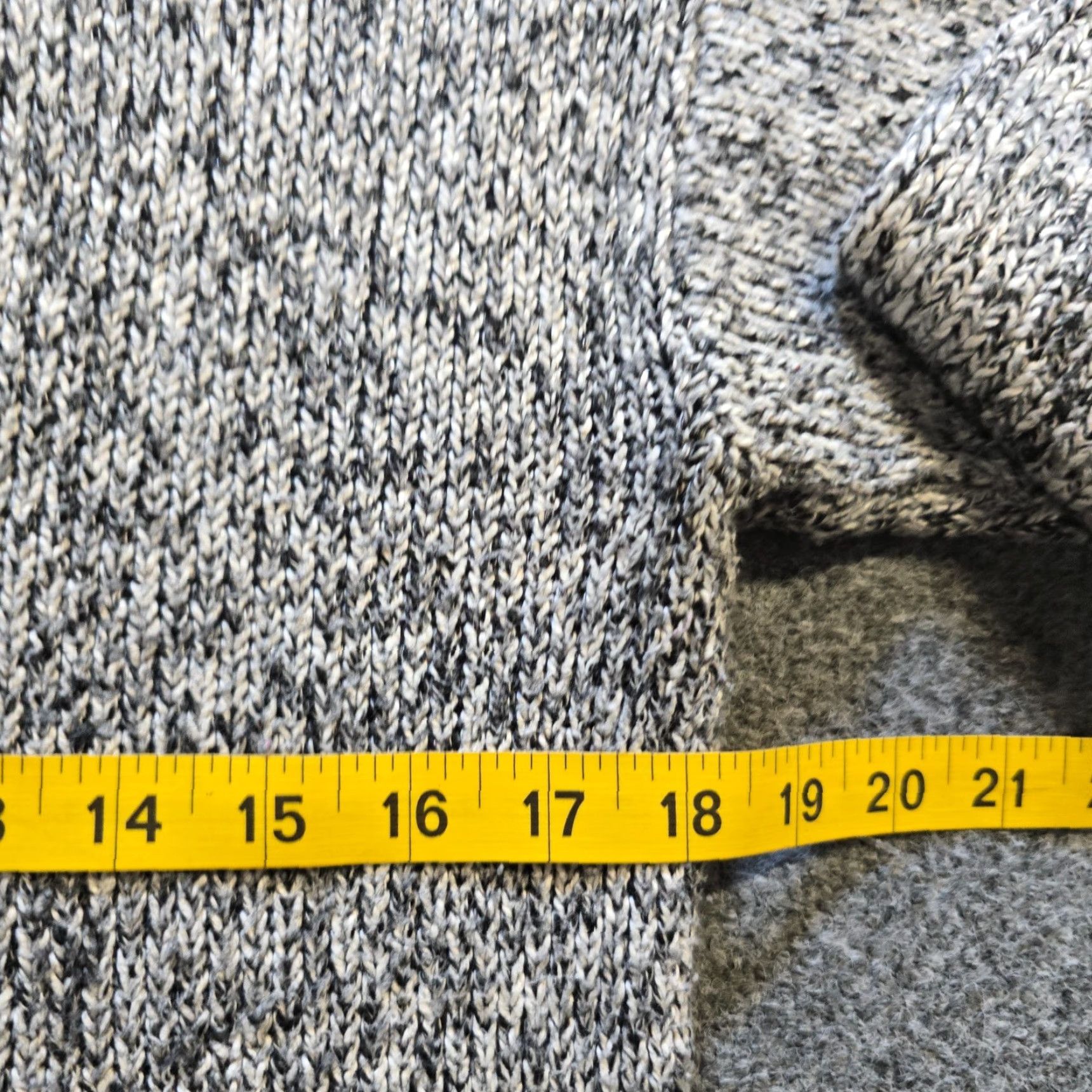 Vintage Lulu B Sweater Womens Small Gray Textured Knit Round Neck Pocket Casual Basic Size S / US 4 / IT 40 - 6 Thumbnail