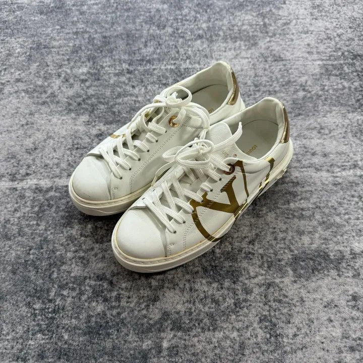 Louis Vuitton Louis Vuitton Time Out Casual Sneakers for Women -2508 Size US 6 / IT 36 - 1 Thumbnail