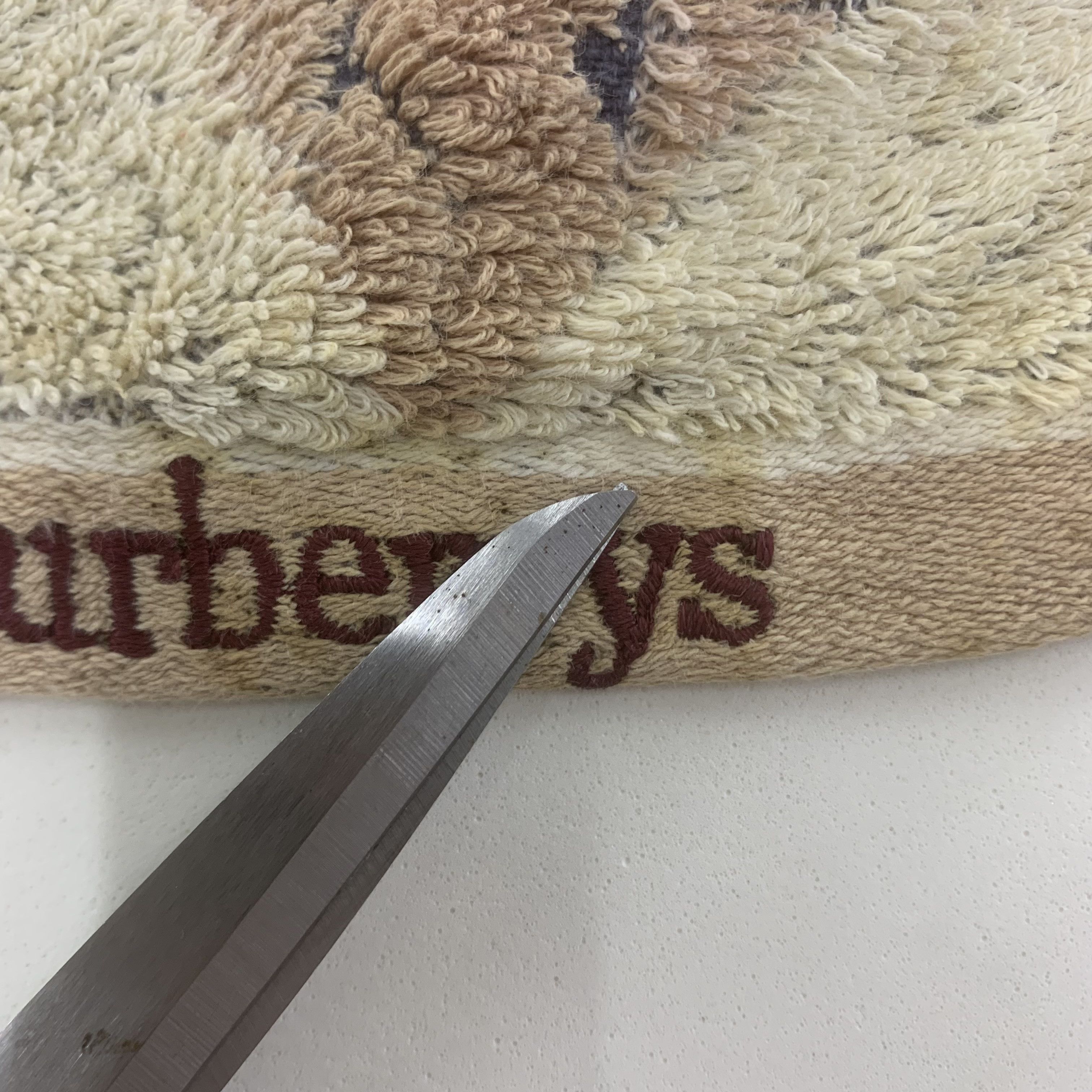 Burberry Burberry Handkerchief Towel TB3462 Size ONE SIZE - 3 Thumbnail