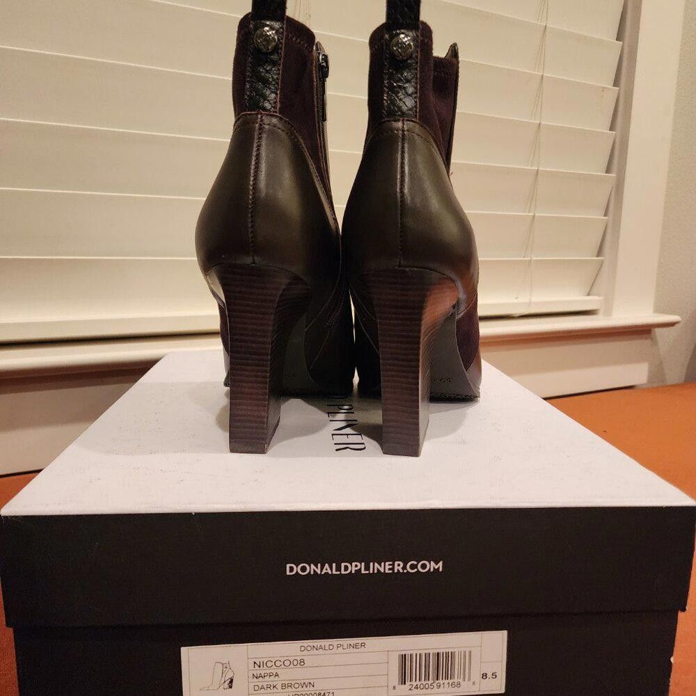 Donald Pliner Donald J. Pliner Nicco Bootie in Dark Brown/Chocolate Size US 8.5 / IT 38.5 - 4 Thumbnail