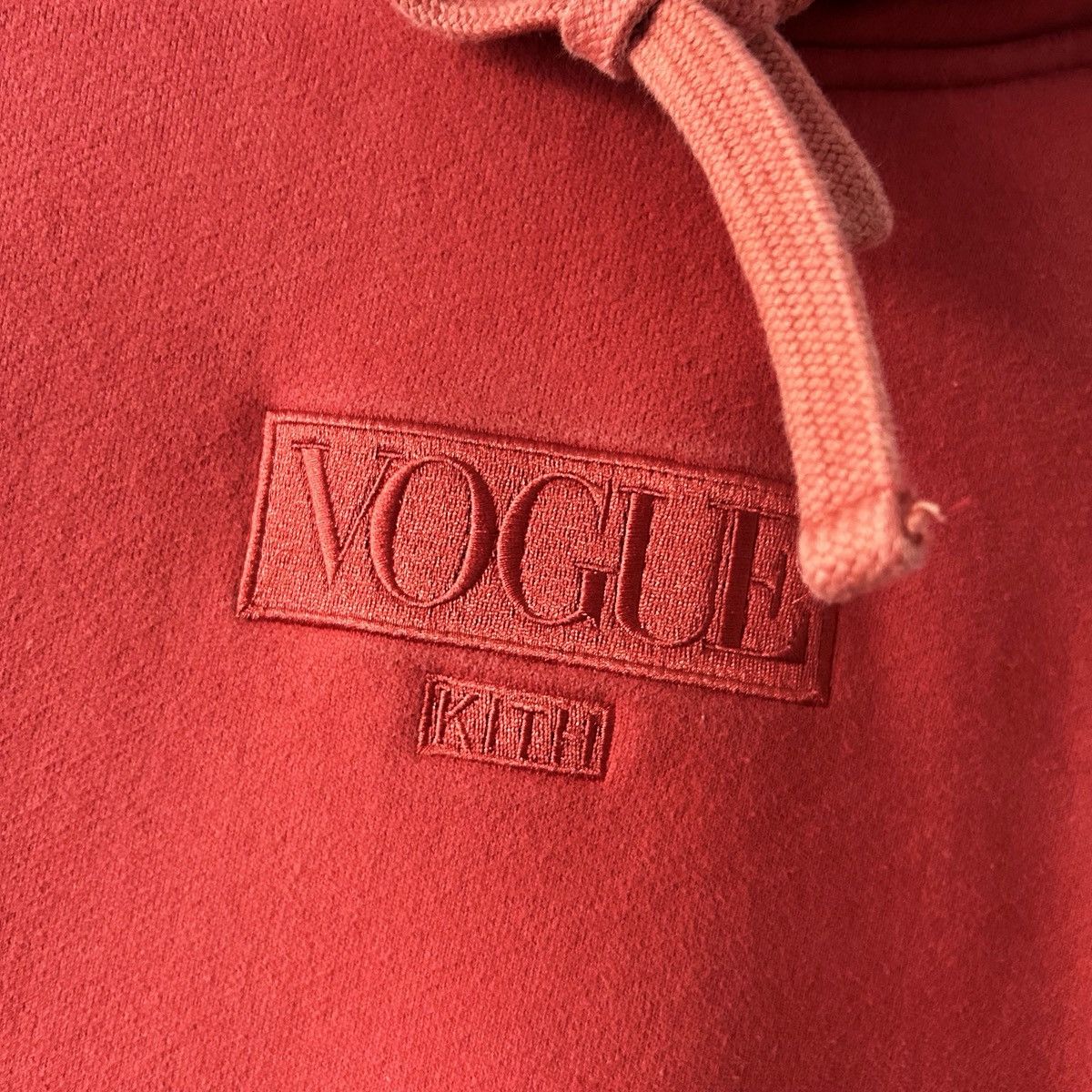 Kith × Vogue Kith Vogue hoodie Size US M / EU 48-50 / 2 - 3 Thumbnail