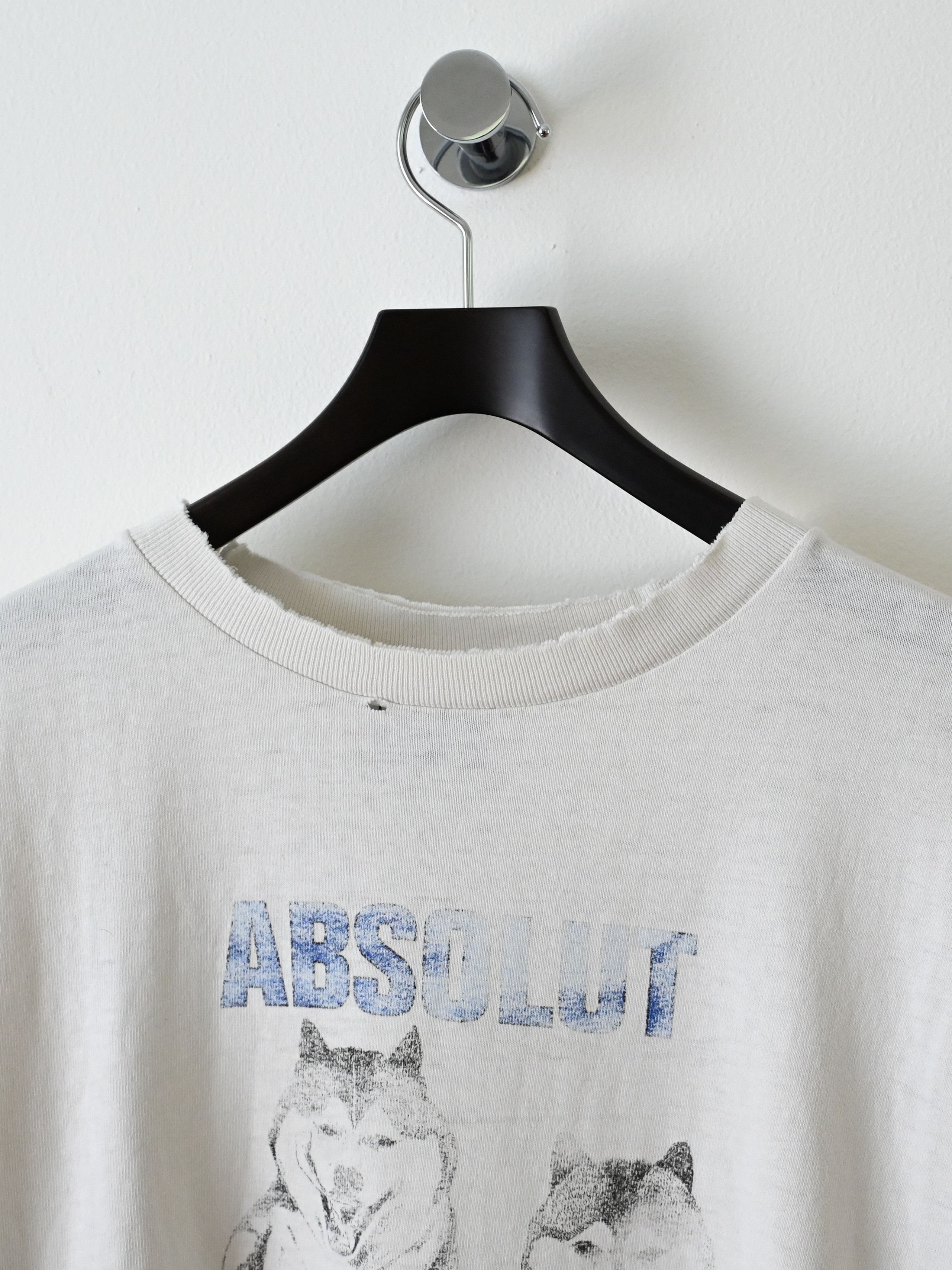 Vintage Absolut Huskies Tee Size US L / EU 52-54 / 3 - 11 Thumbnail