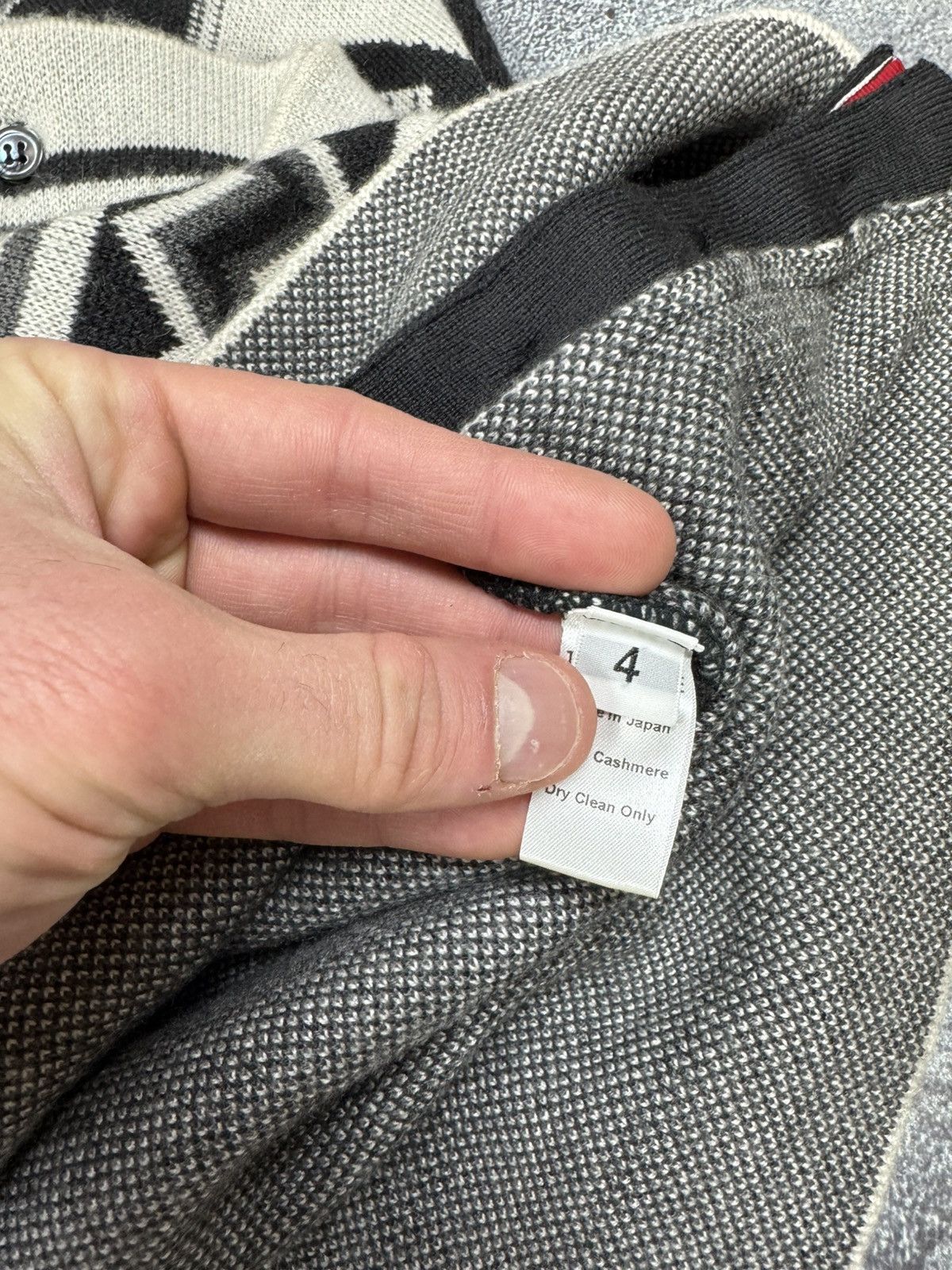 Thom Browne Thom Browne Football Jacquard Cardigan Size 4 Made in Japan Size US XL / EU 56 / 4 - 7 Thumbnail