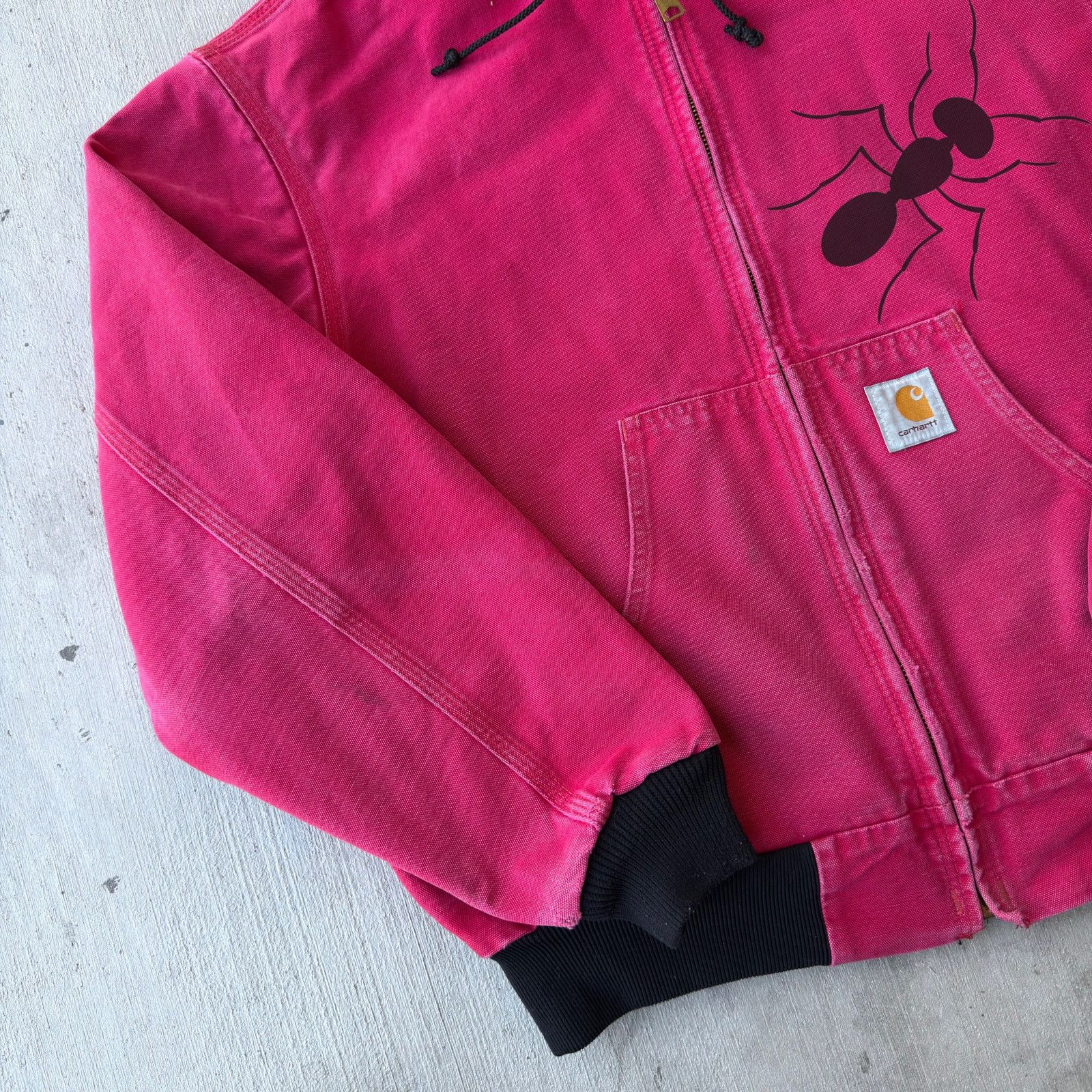 Carhartt × Vintage Vintage Carhartt J03 RED hooded work wear jacket Size US XL / EU 56 / 4 - 2 Thumbnail