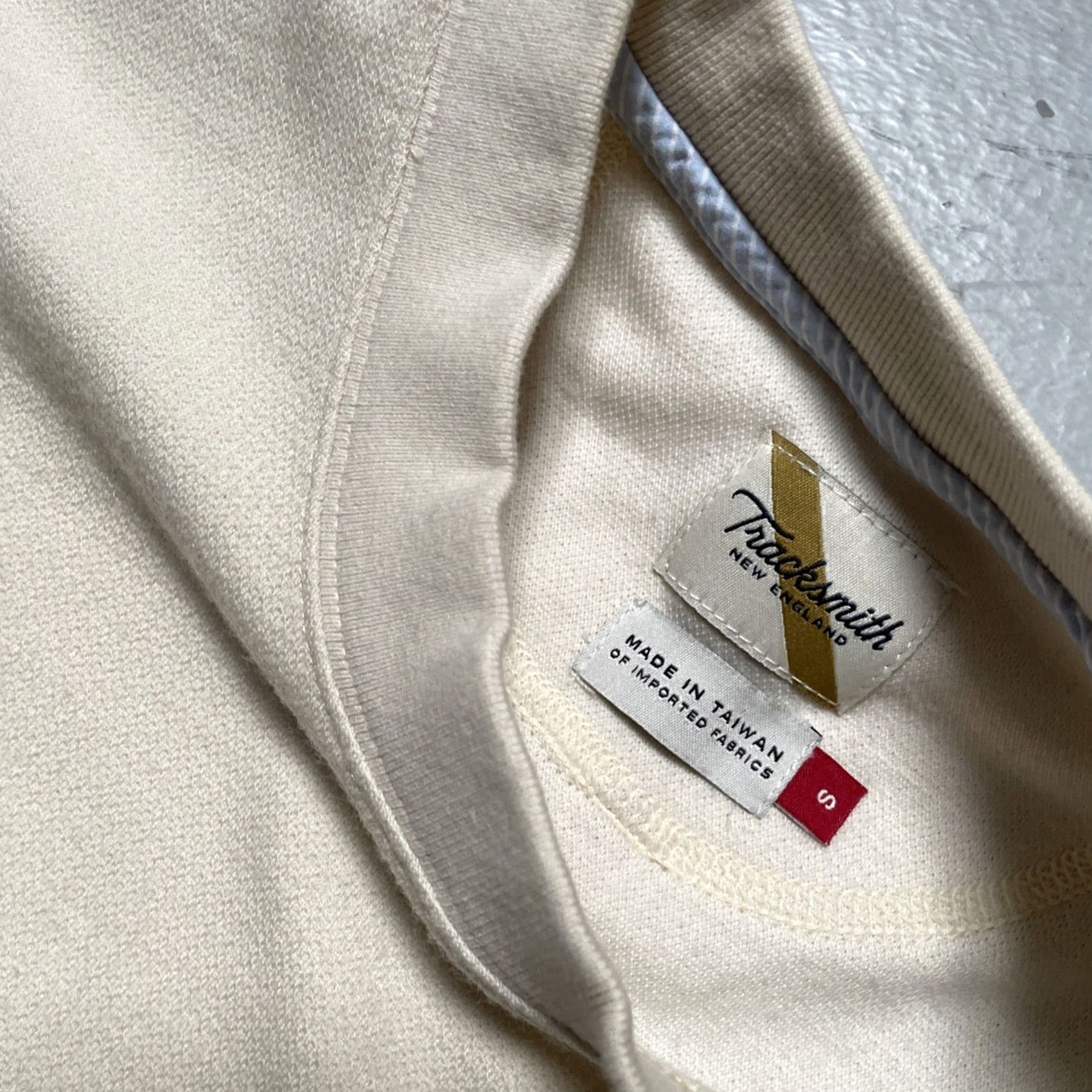 Vintage Tracksmith 2019 FW Merino Wool Blend Knit Leisure Sweatshirt S Unisex Beige Wool Polyester Pullover Vintage? Size US S / EU 44-46 / 1 - 6 Thumbnail