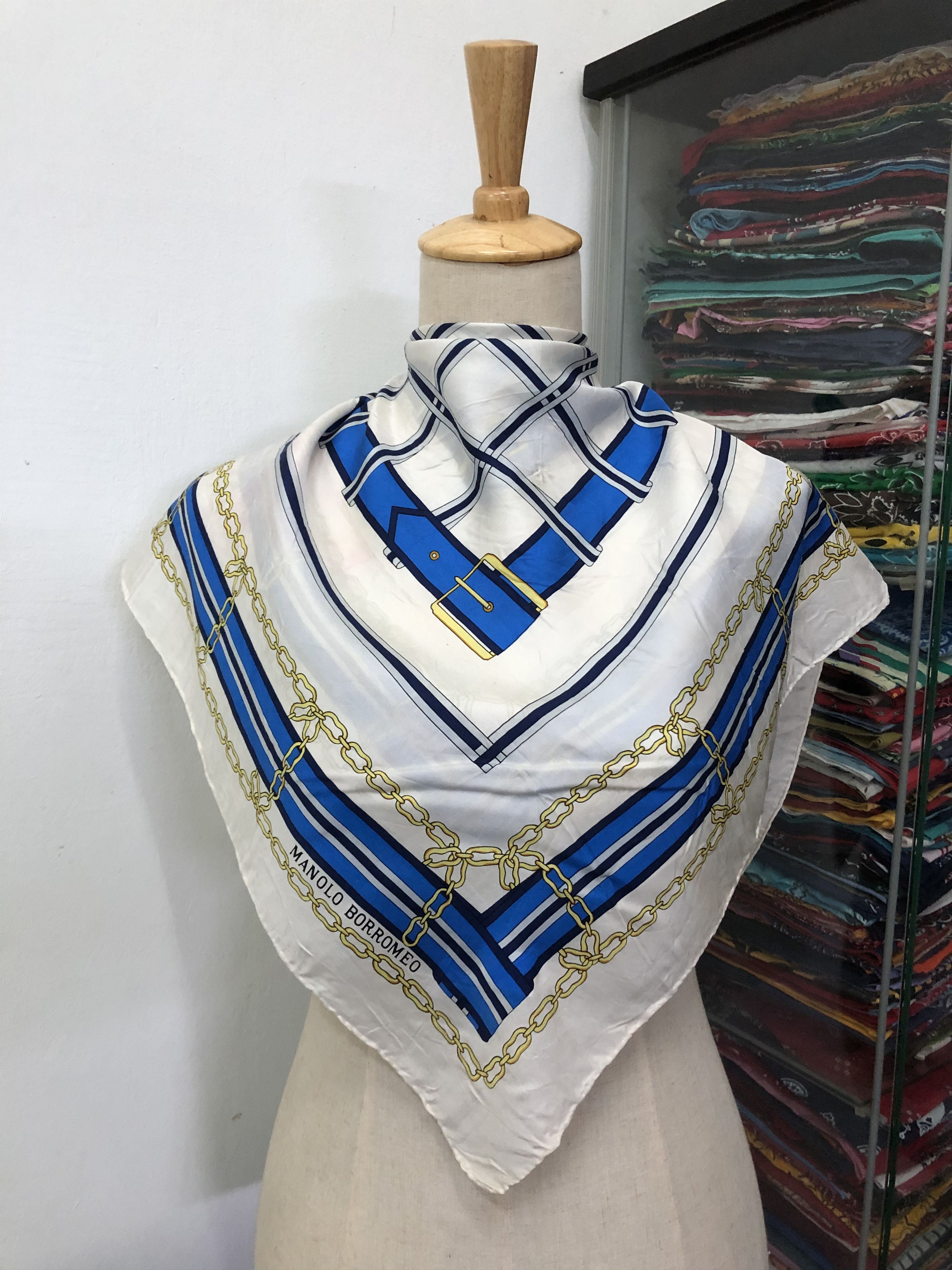 Vintage Vintage Manolo Borromeo Silk Scarf Size ONE SIZE - 1 Thumbnail