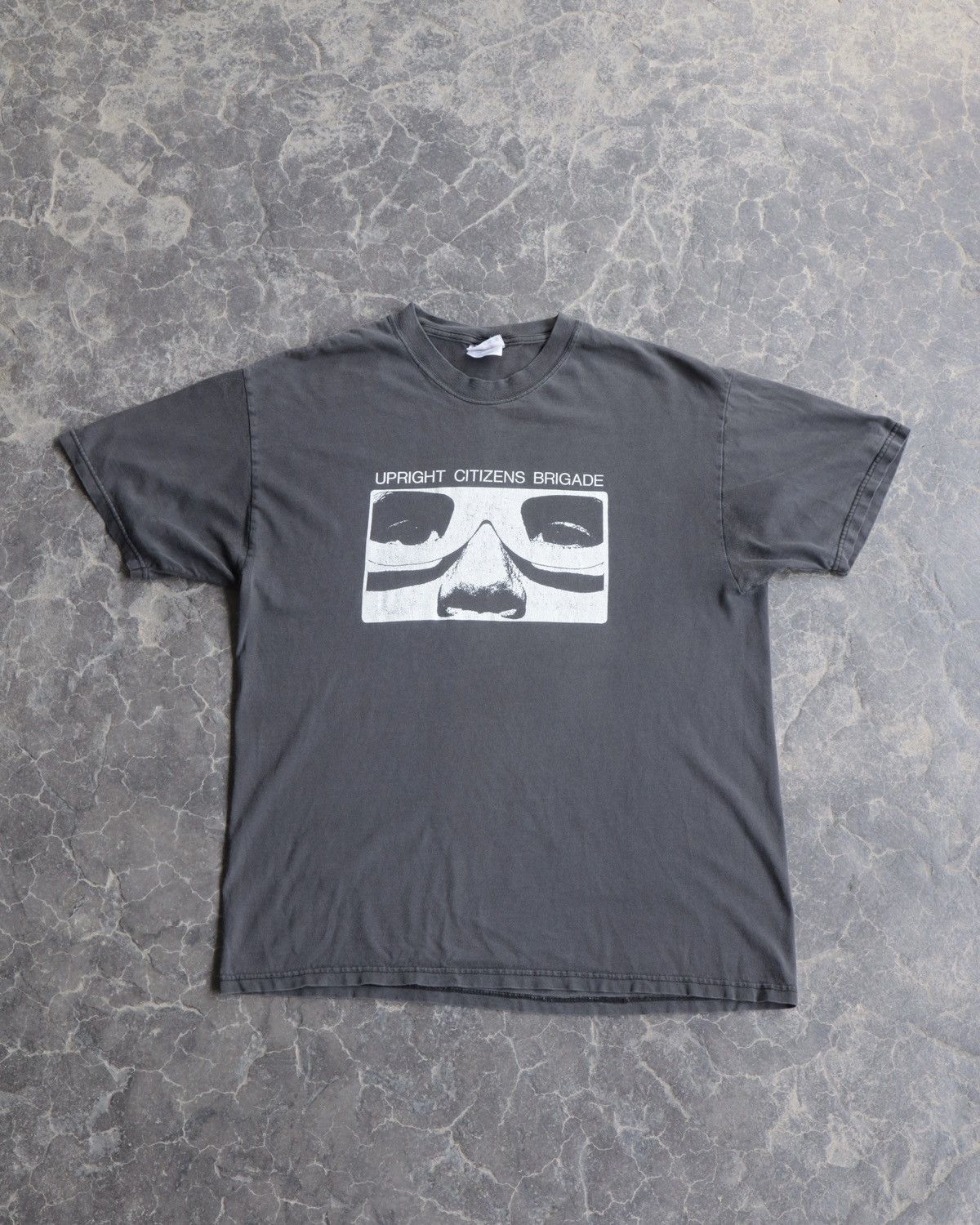 Vintage Vintage 90s Upright Citizens Brigade Faded Black Tee - L/XL Size US L / EU 52-54 / 3 - 1 Thumbnail