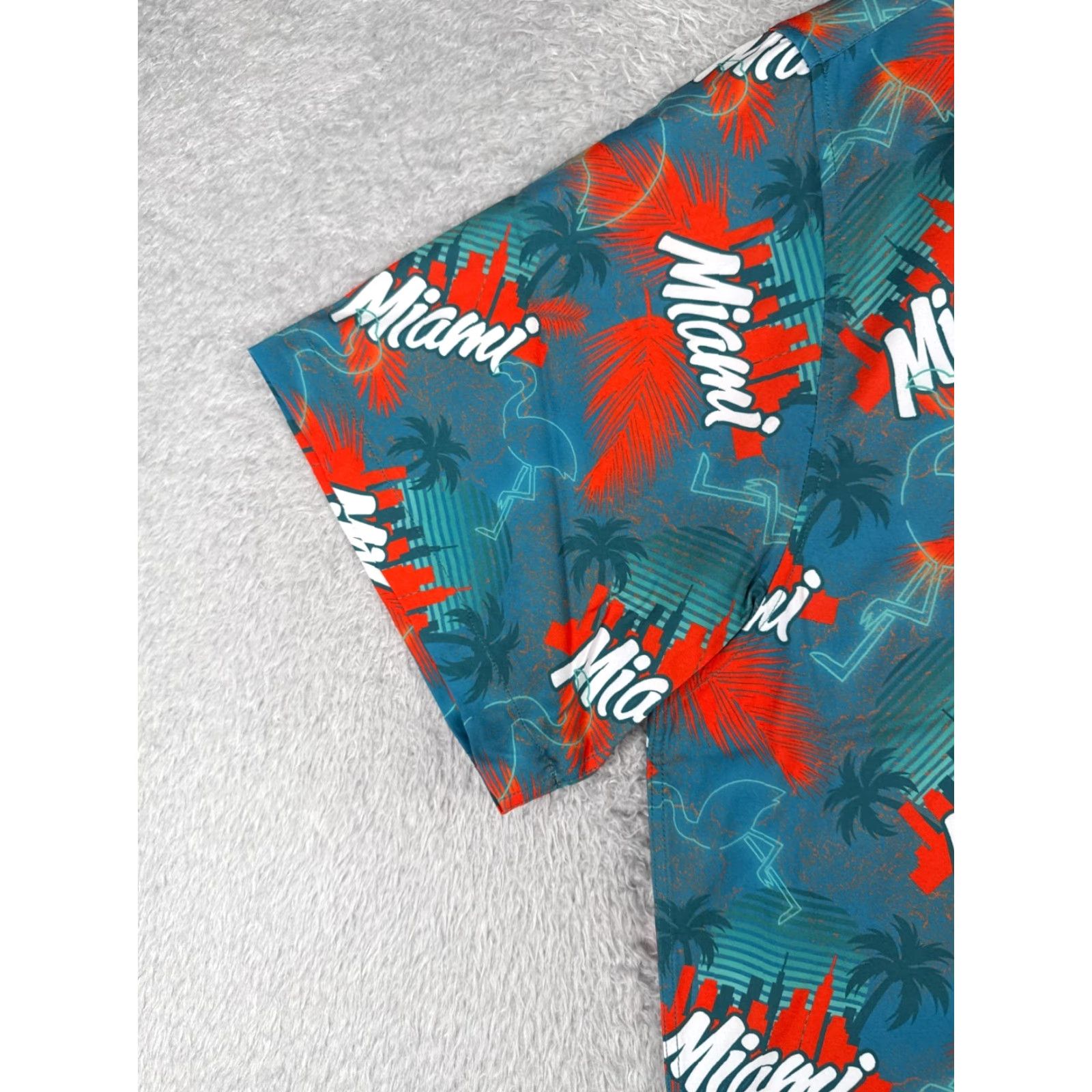 Vintage Dixxon Party Shirt Men 2XL Blue Red The Vice Miami Flamingo Floral Short Sleeve Button-Up Hawaiian 90s Printed Mens Size US XXL / EU 58 / 5 - 3 Thumbnail