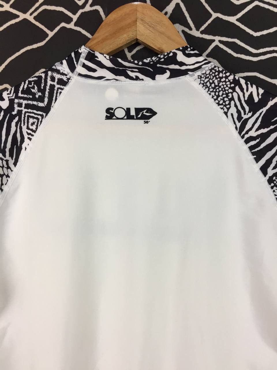 Rusty Rusty Supply Co. Patterned Sleeves Surfwear Rash Guard Size US L / EU 52-54 / 3 - 9 Thumbnail
