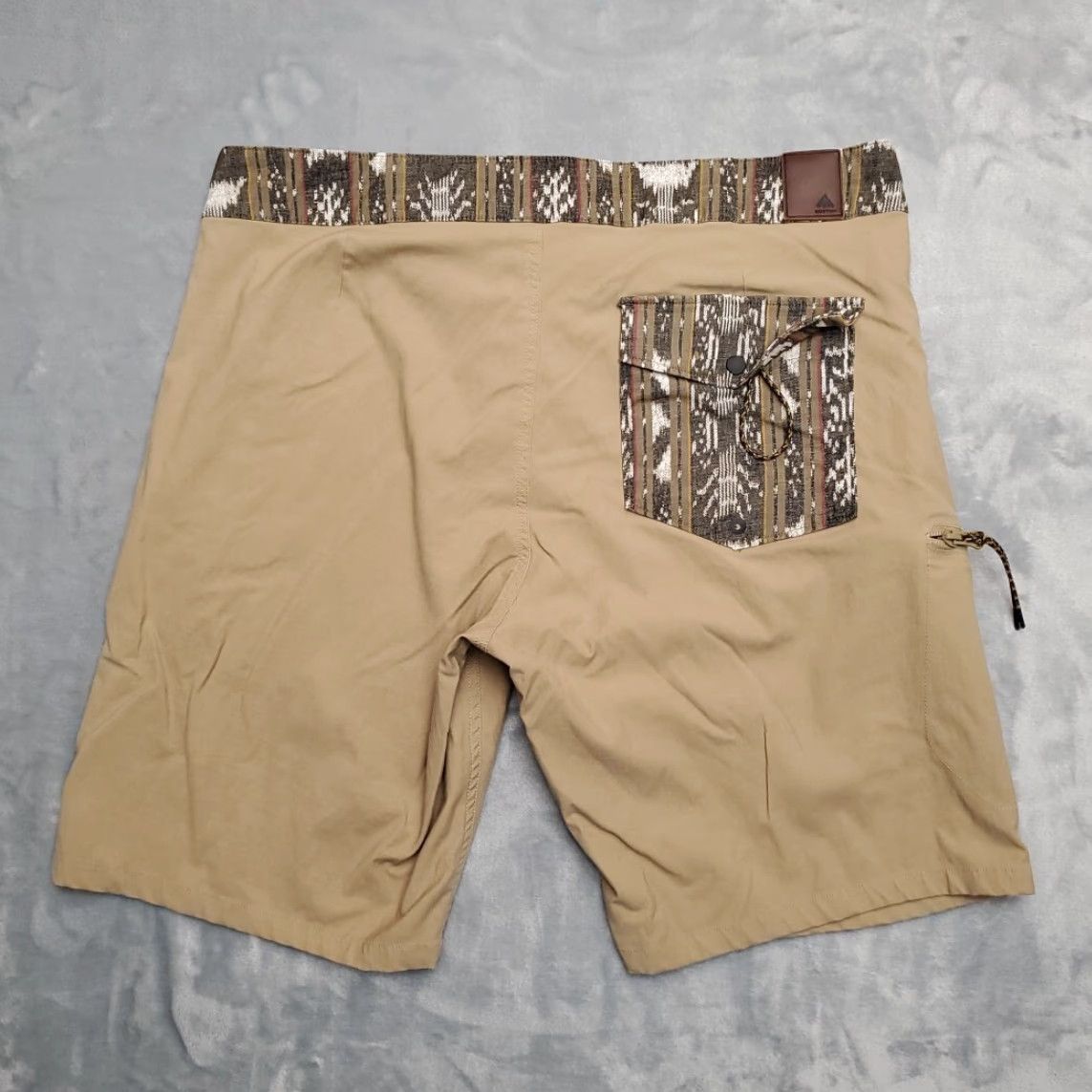 Burton Burton Shorts Mens 34 Tan MB Moxie Hybrid Drawstring Cargo Pocket Board Surf Bermuda Beige Quick Dry Zip Pocket Logo Men 34 Mens Size US 34 / EU 50 - 7 Thumbnail
