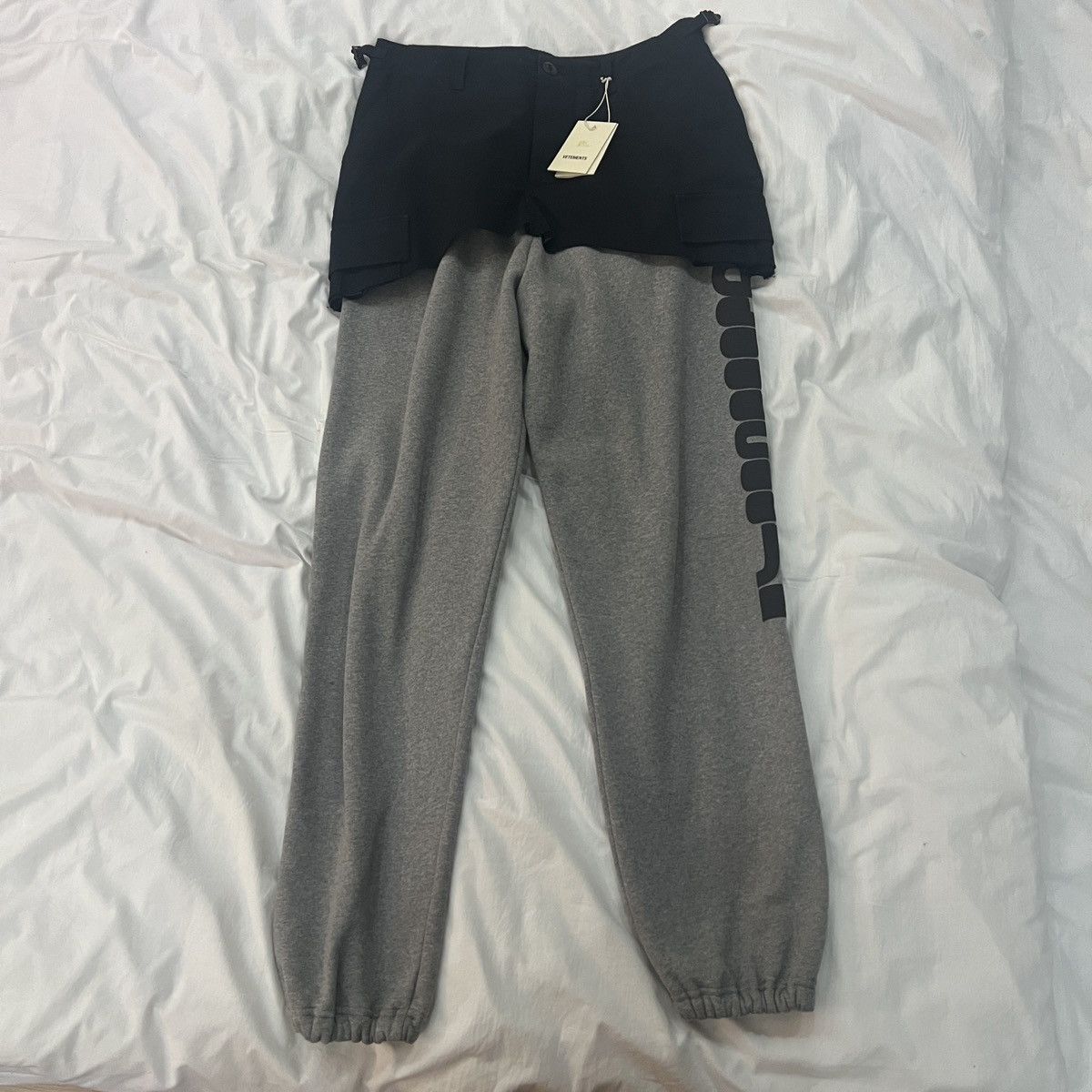 image of Vetements Ss19 Hybrid Logo Sweat Pants Black Grey Uss197004, Men's (Size 30)