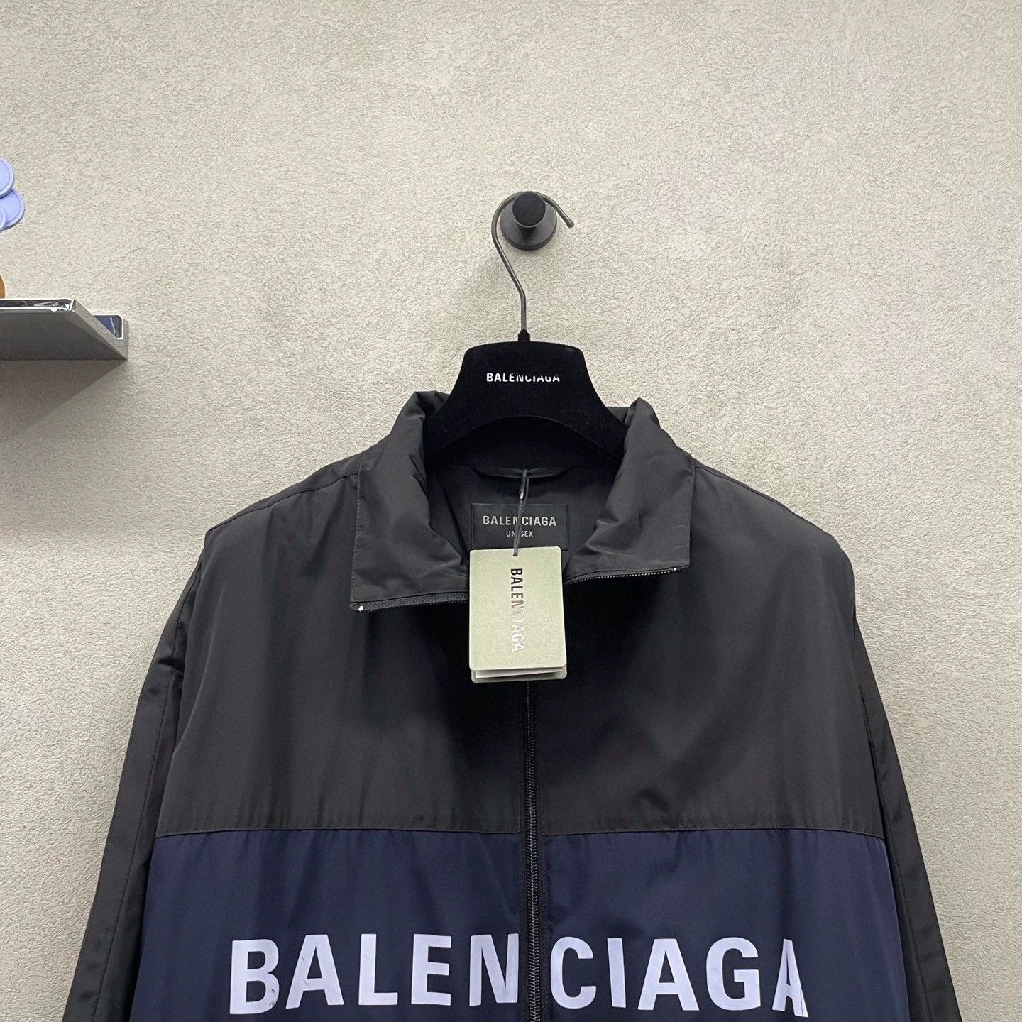 Balenciaga balenciaga black zip-up oversized jacket Size US XXS / EU 40 - 4 Thumbnail