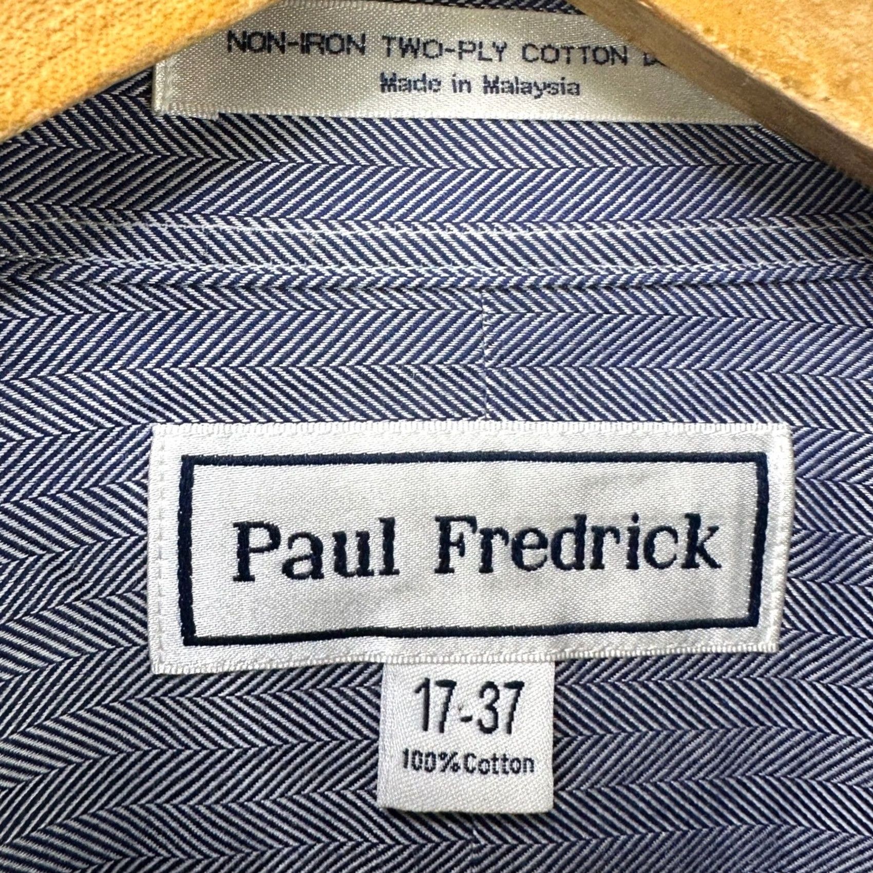 Vintage VINTAGE Paul Frederick Mens Shirt Dress Blue Herringbone Pocket Fast Shipping EUC Size 46R - 4 Thumbnail