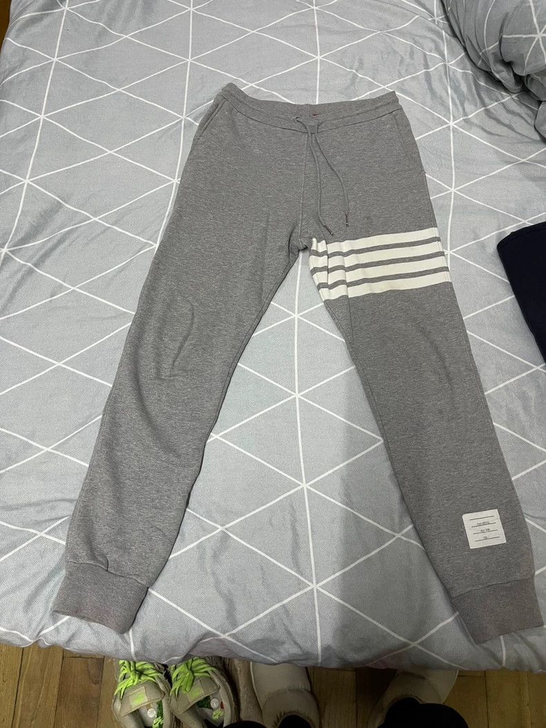 Thom Browne Thom Browne Joggers Size US 39 - 1 Thumbnail