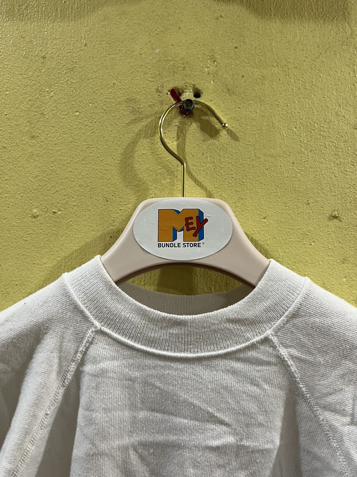 Hanes vintage 80s Another Ticket Honolulu triblend sweatshirt Size US S / EU 44-46 / 1 - 9 Thumbnail