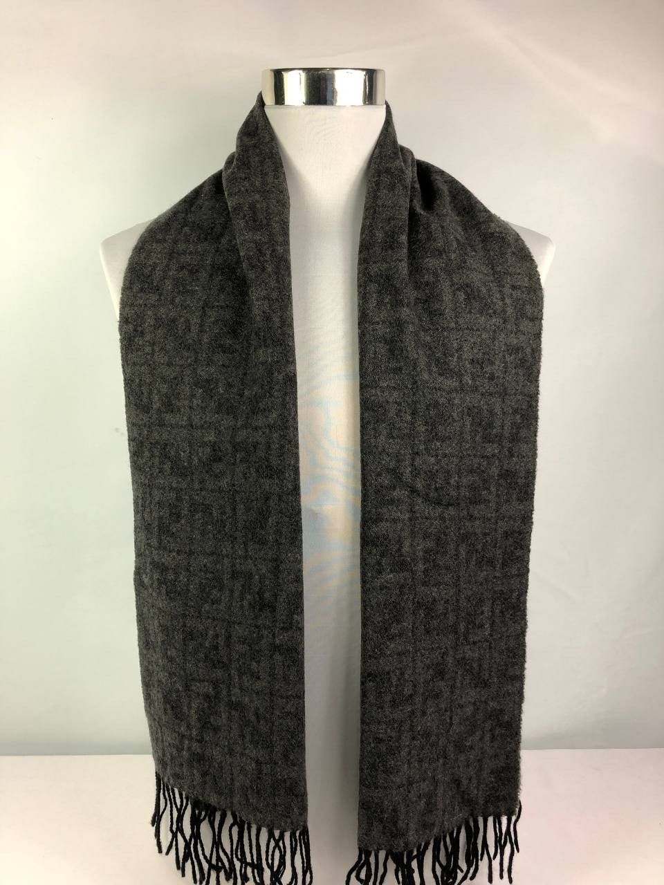 Vintage Fendi Monogram Scarf / Muffler / Neckwear FS361 Size ONE SIZE - 2 Thumbnail