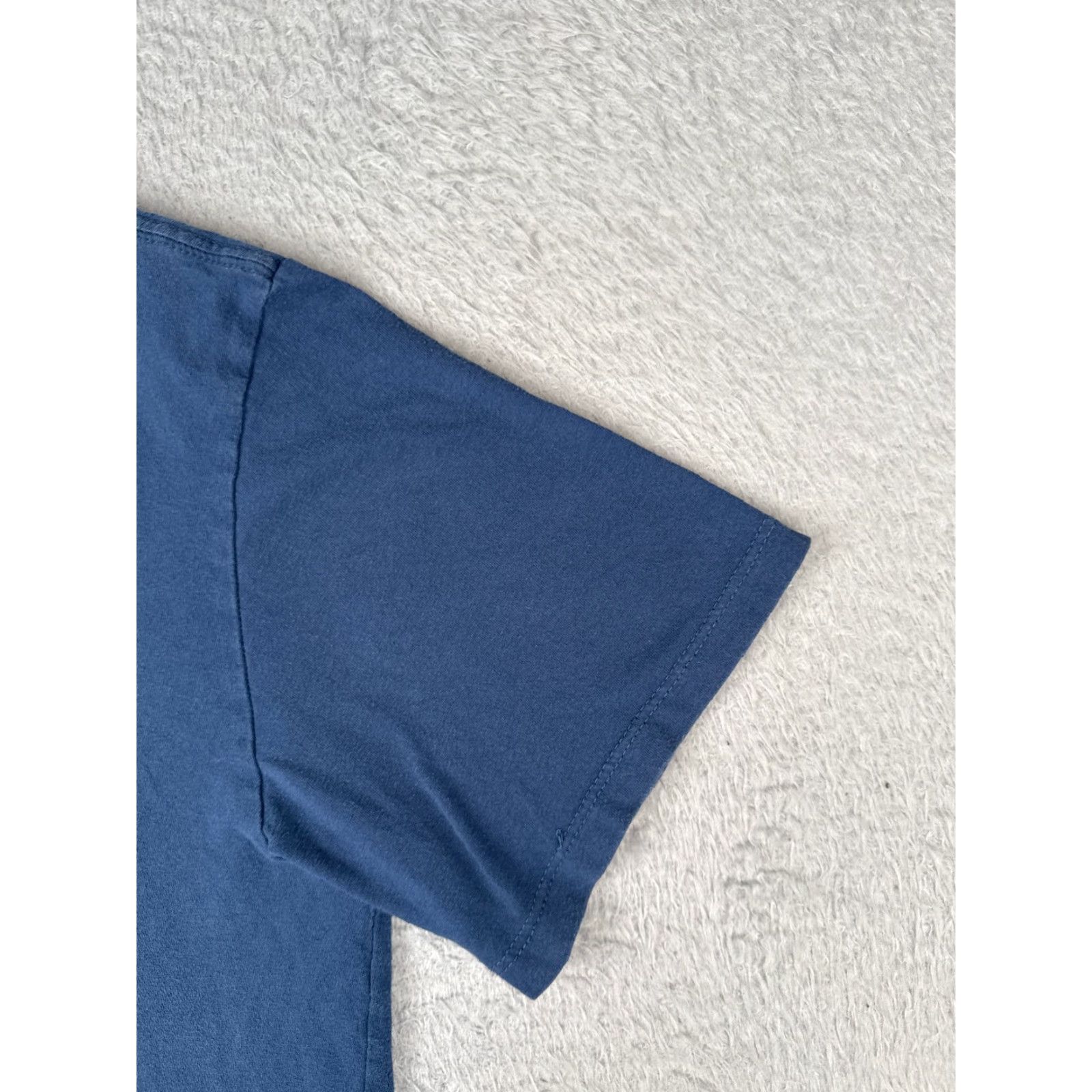 The North Face The North Face Men's Shirt Medium Blue Cotton Short Sleeve Crew Neck Logo Outdoor Size US M / EU 48-50 / 2 - 2 Thumbnail