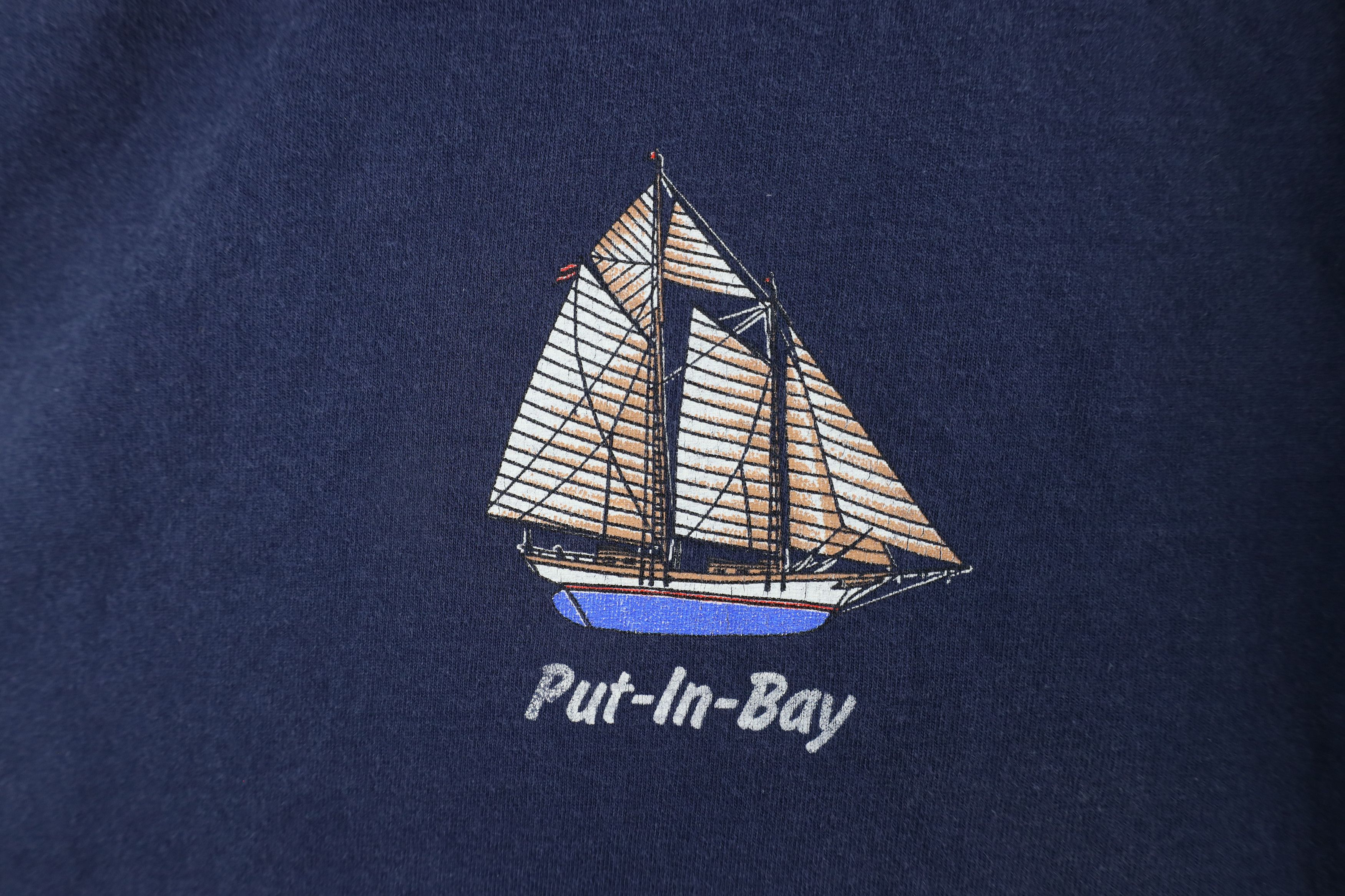 Vintage Vintage 90s Streetwear Classic Sailboats T-Shirt Blue USA Size US XXL / EU 58 / 5 - 4 Thumbnail