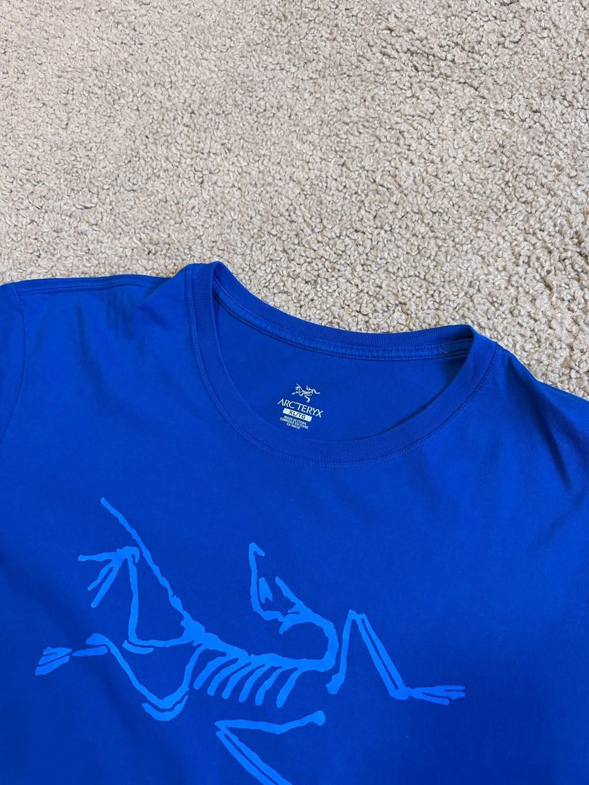Arc'teryx Arc’teryx Big Logo Outdoor Tee T-Shirt Big Logo Hiking Sz XL Size US XL / EU 56 / 4 - 4 Thumbnail