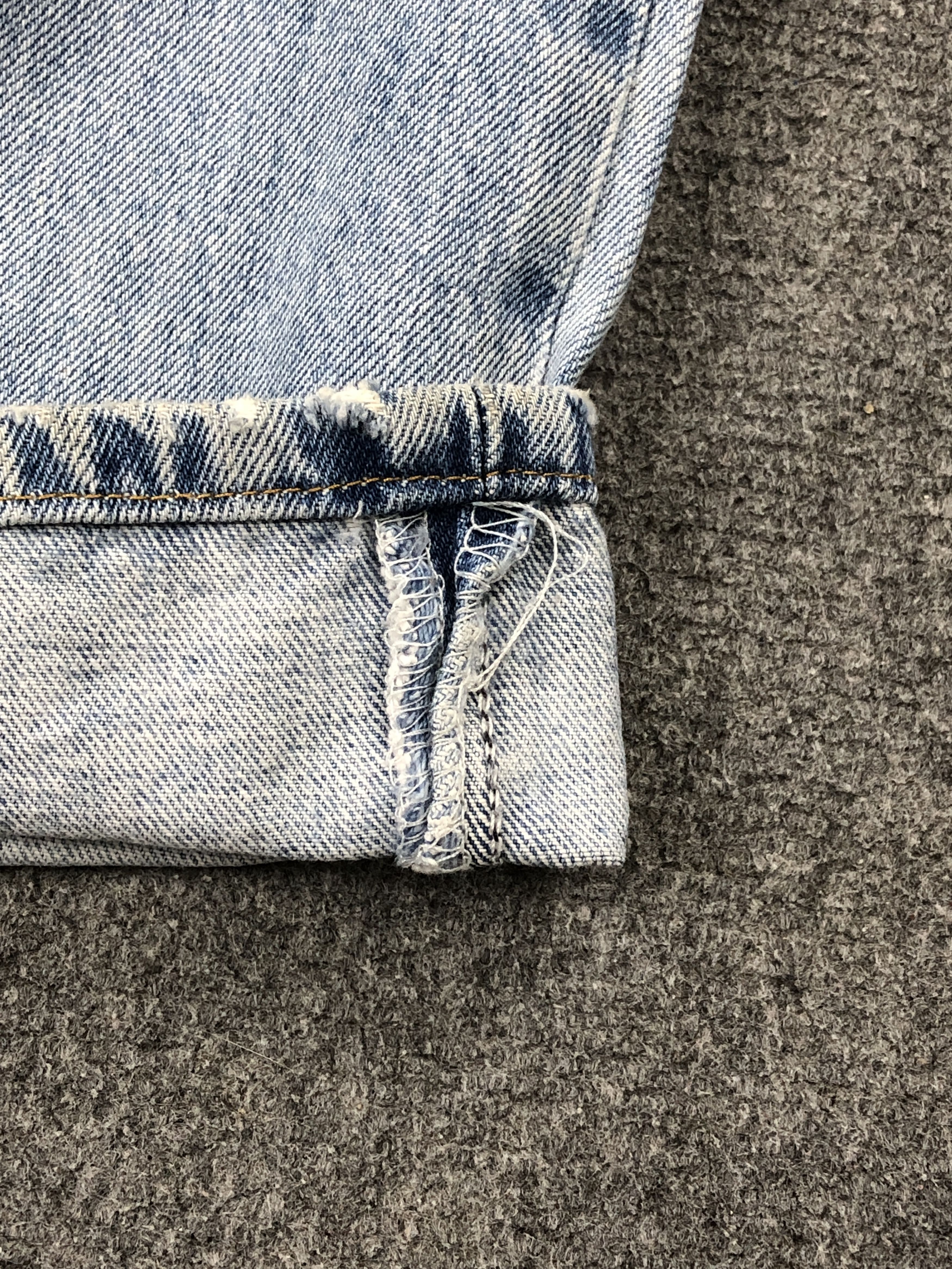 Levi's Vintage Levis 501 Light Washed Jeans DP2262 Size US 40 / EU 56 - 13 Thumbnail
