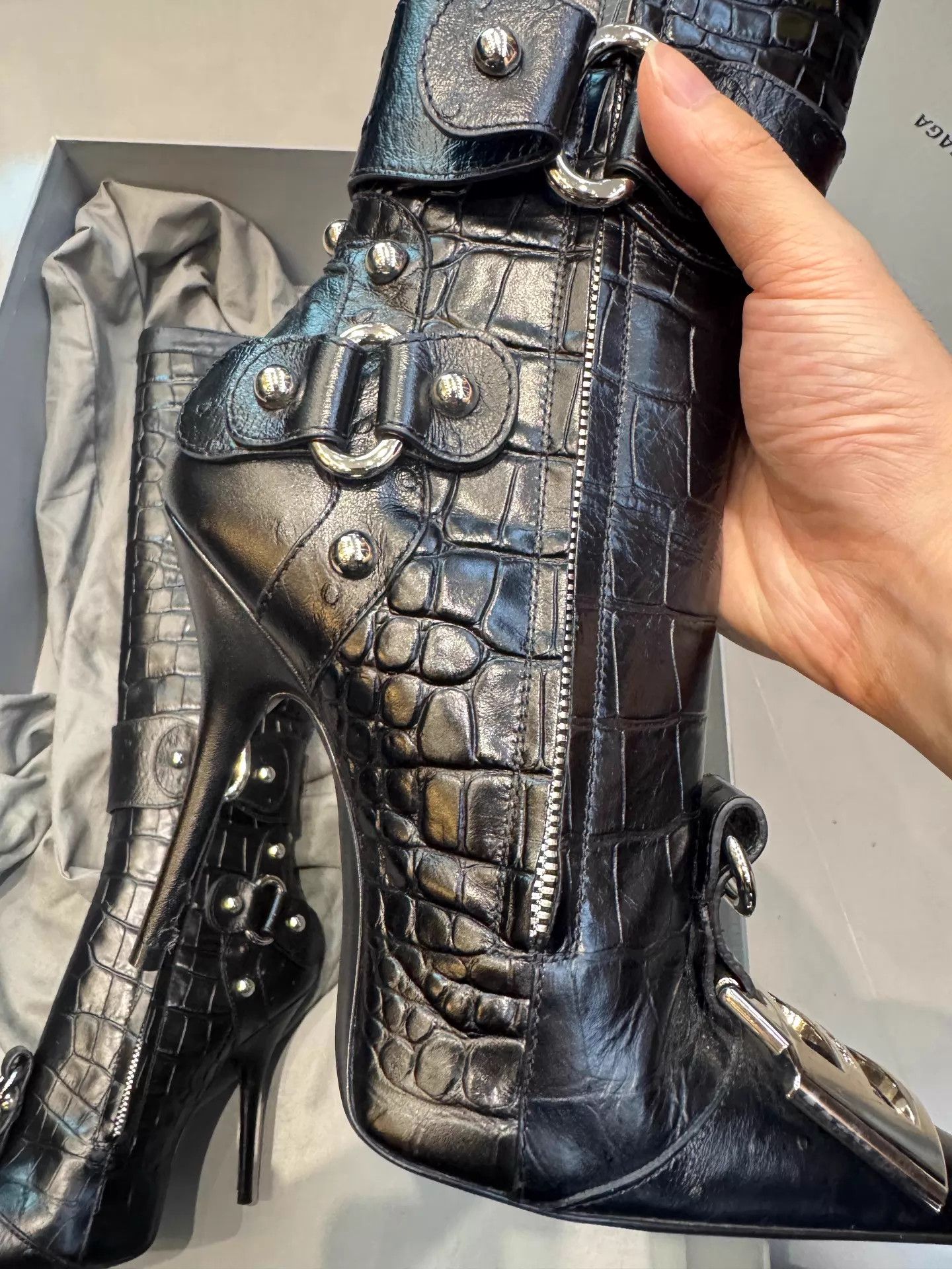 Balenciaga Balenciaga Essex Crocodile-Embossed Knee Boot Black B-Buckle Size US 5.5 / IT 35.5 - 5 Thumbnail