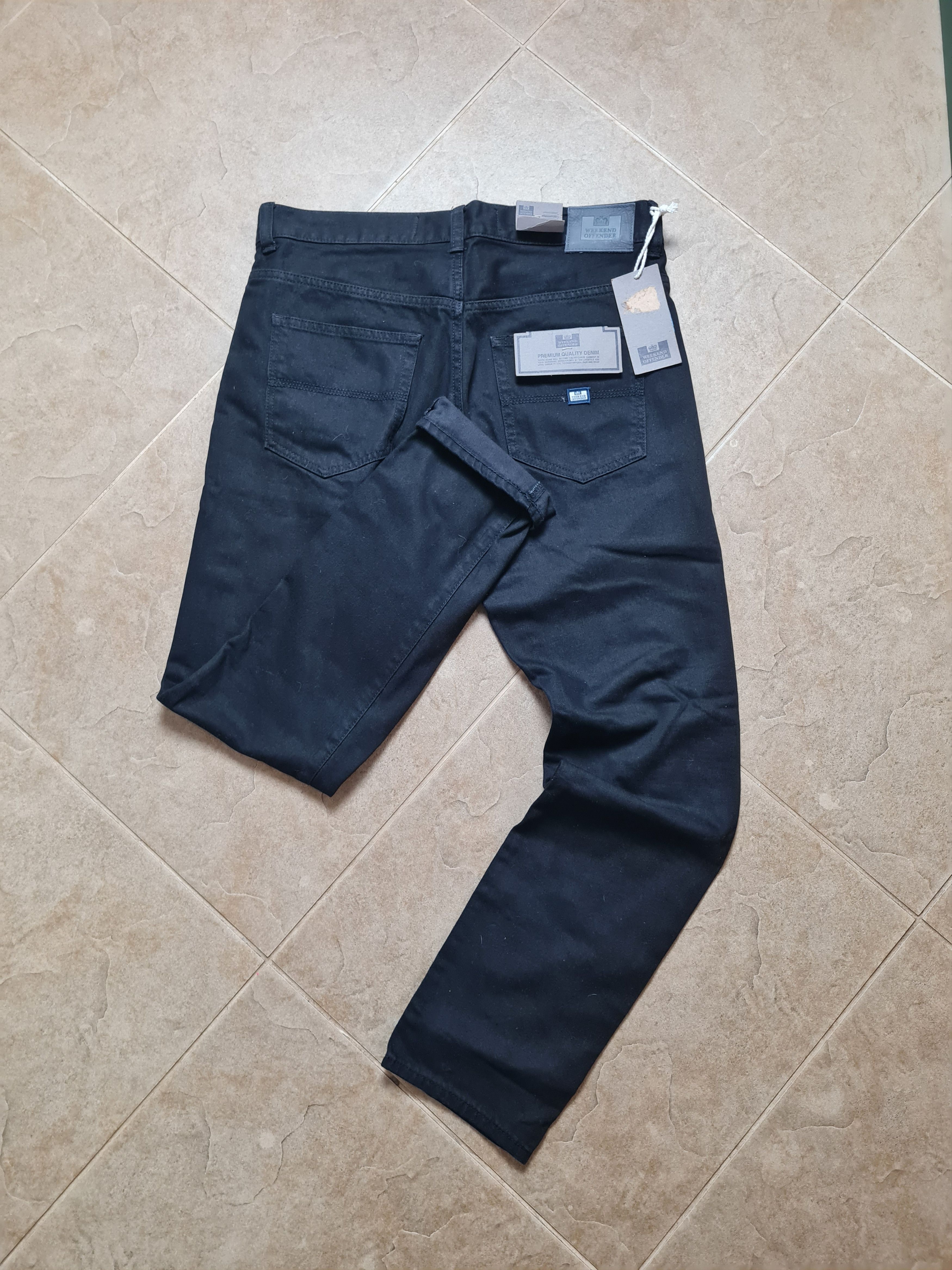 Weekend Offender Jeans Mens Black Denim Weekend Offender Tapered Fit Jeans 32 Size US 32 / EU 48 - 8 Thumbnail
