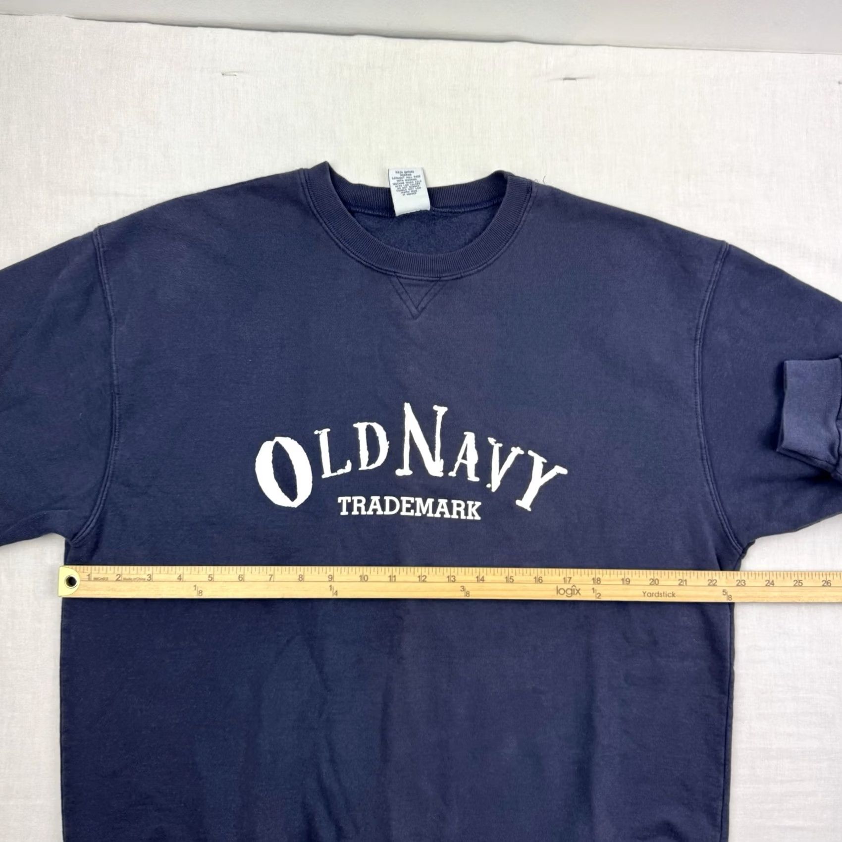 Old Navy VINTAGE Old Navy Sweatshirt Adult Large Spellout Y2K Pullover Crewneck Hipster Size US L / EU 52-54 / 3 - 6 Thumbnail