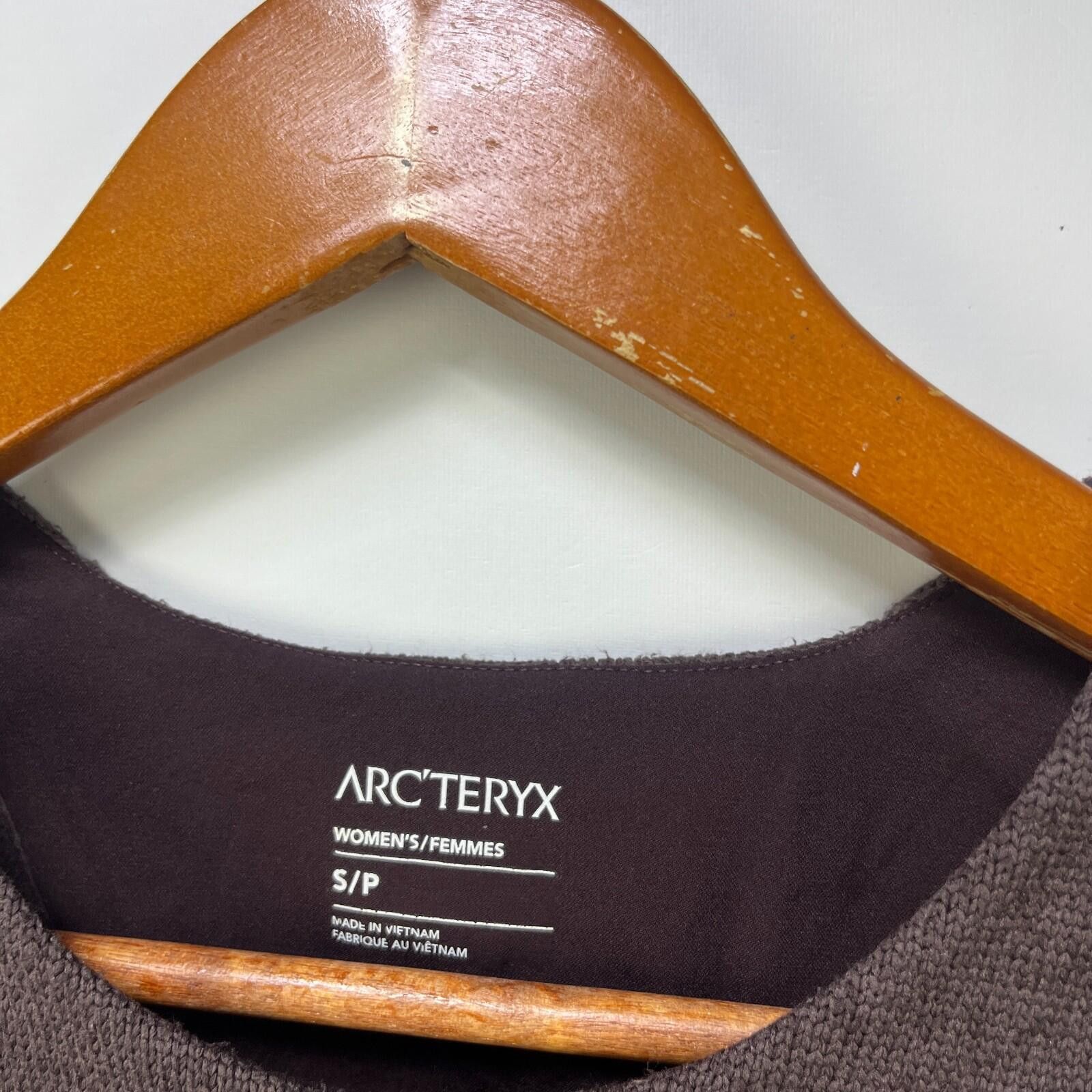 Arc'teryx Arc'teryx Sweater Womens Small Covert Crew Maroon Fleece Size S / US 4 / IT 40 - 3 Thumbnail