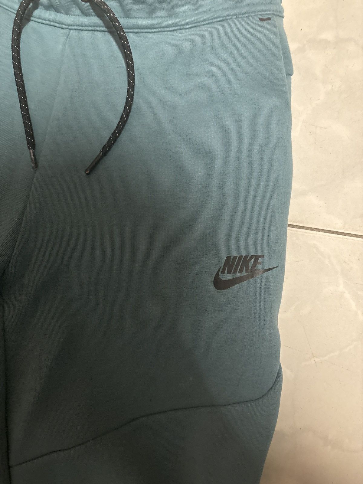 Nike Nike tech pants, Turquoise Size US 27 - 2 Thumbnail