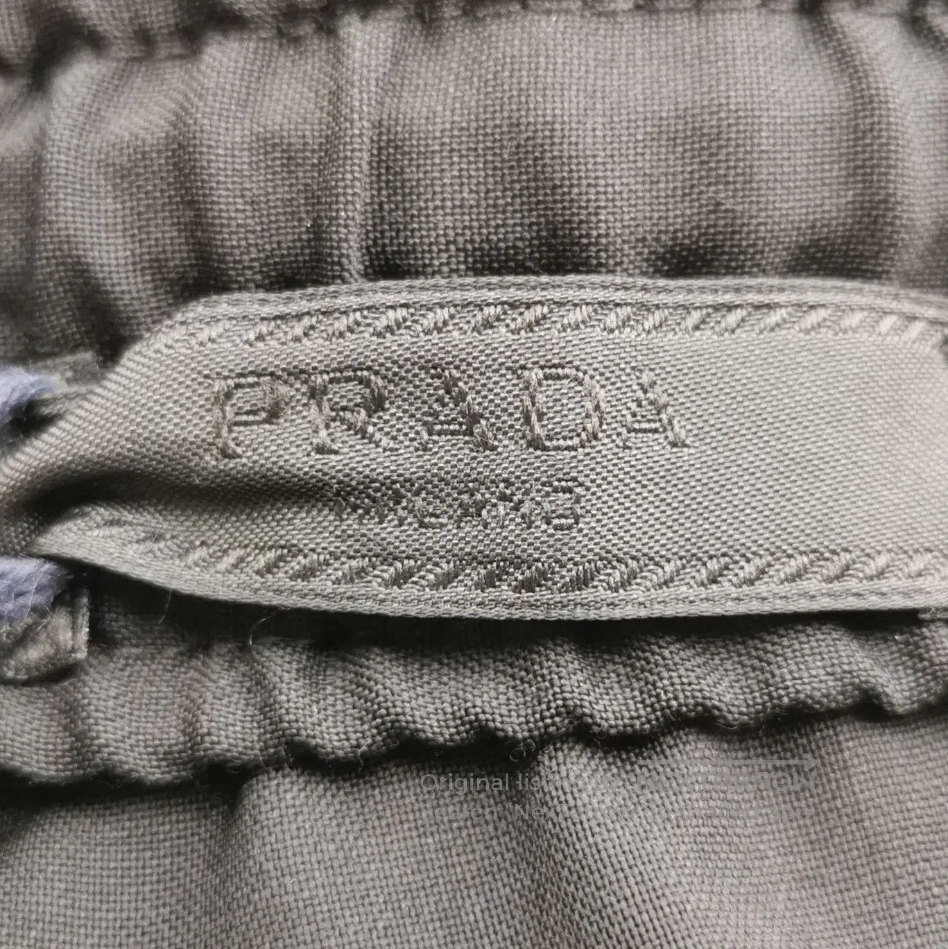 Prada Prada Black Wool Trousers in Size L . Size 30" / US 8 / IT 44 - 4 Thumbnail