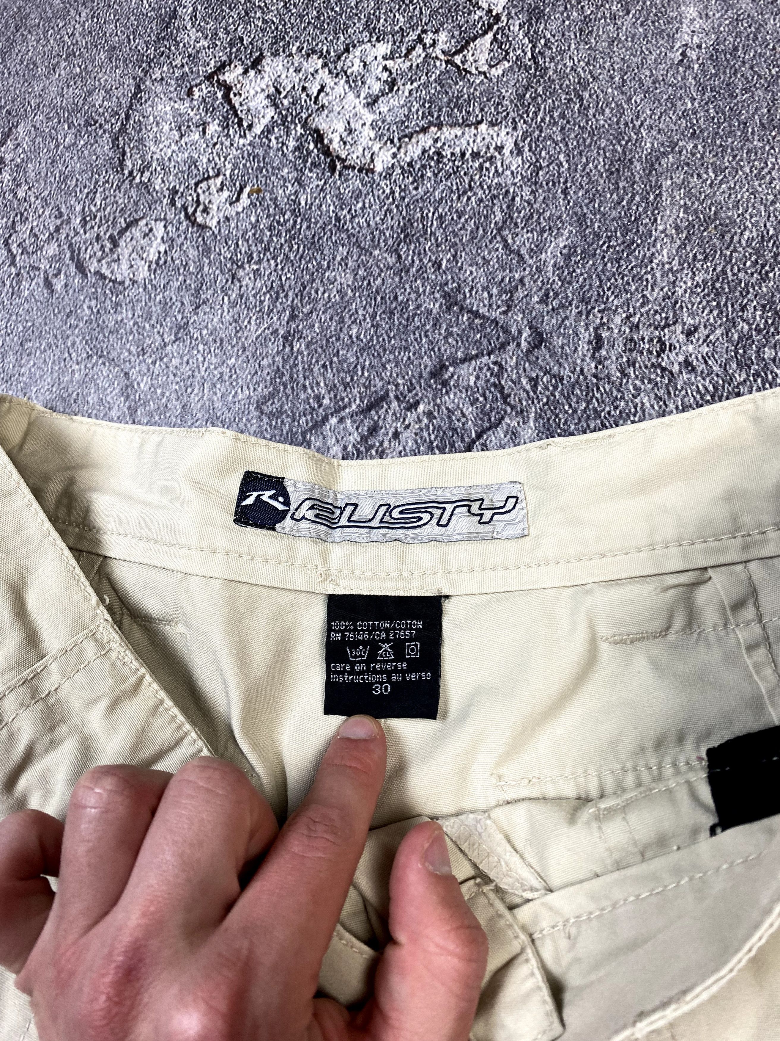 Rusty Y2K 2000s Rusty Multi Pocket Biege Cargo Shorts Streetwear Size US 30 / EU 46 - 5 Thumbnail