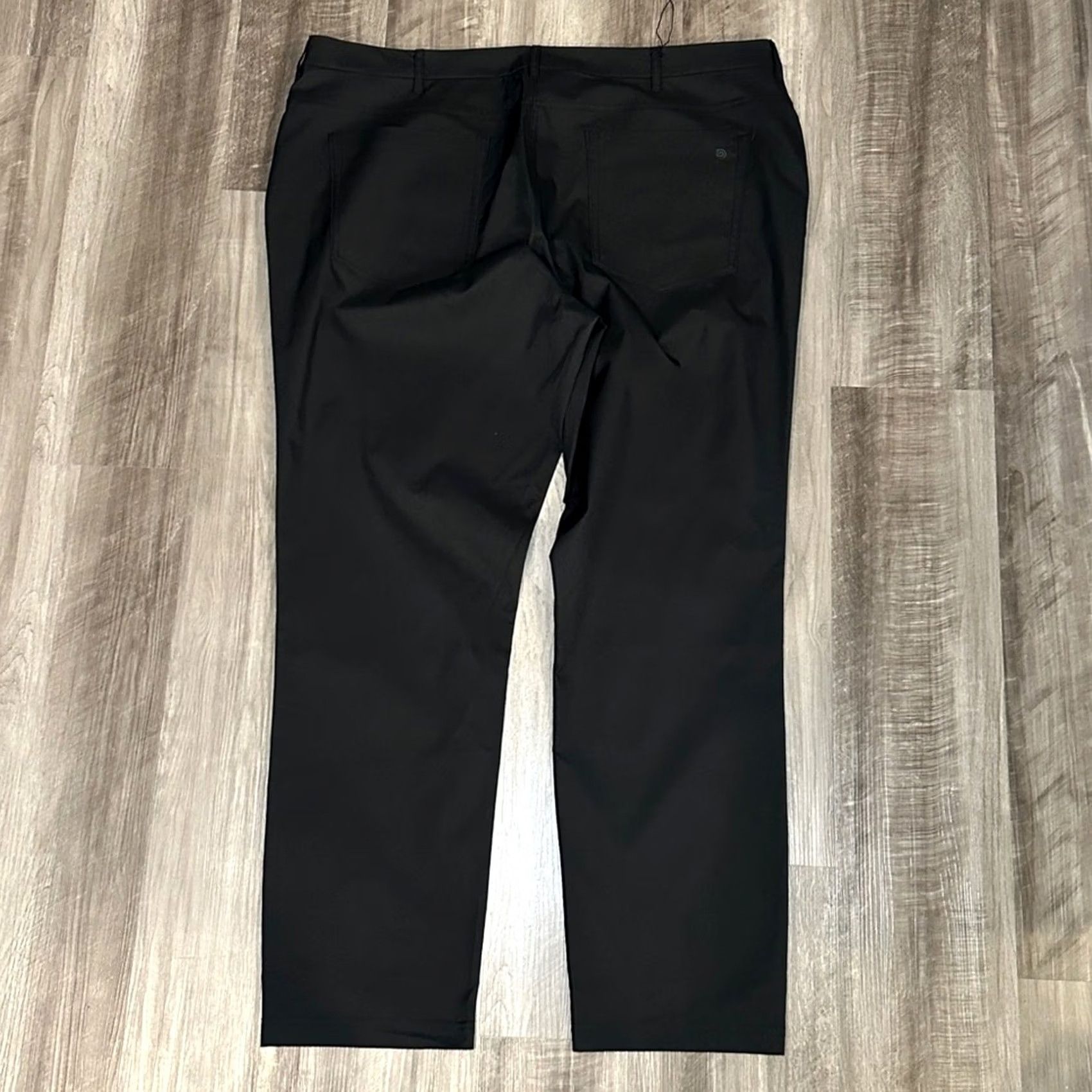 Vintage Public Rec Black Dealmaker Performance Pants Men 44 Regular 34 Inseam Chino NWOT Size US 44 / EU 60 - 3 Thumbnail