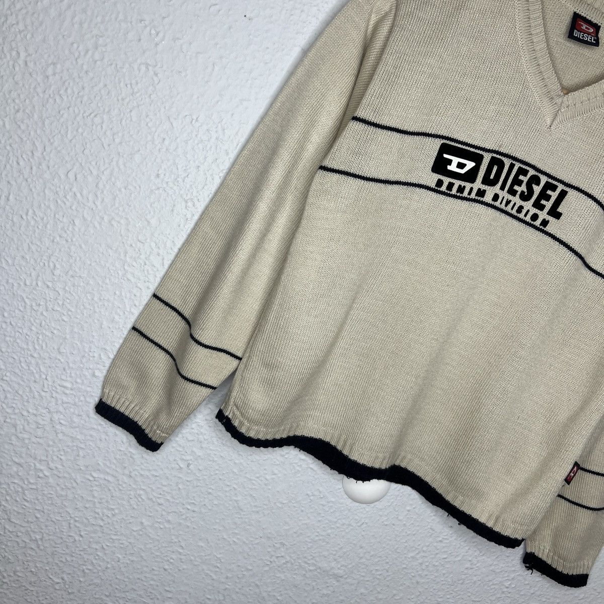 Diesel × Vintage Vintage Diesel Sweater Knitwear Jumper Spellout Logo Beige Size M / US 6-8 / IT 42-44 - 2 Thumbnail