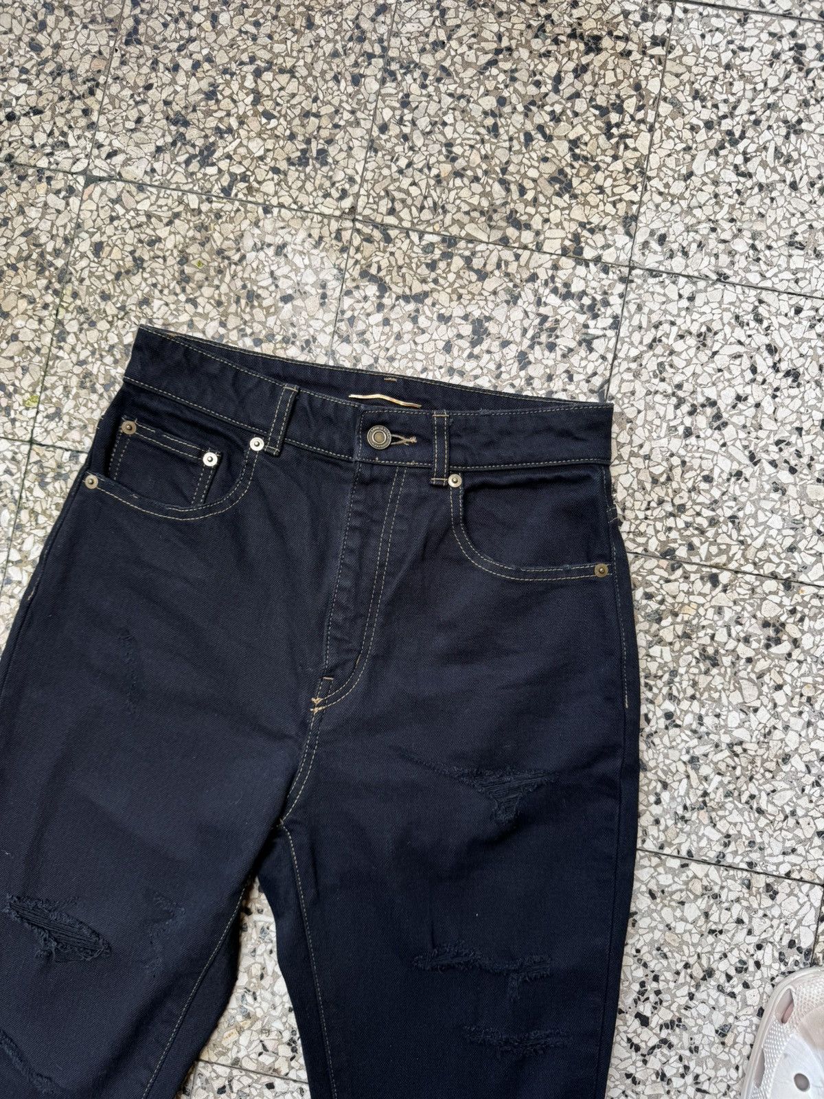 Saint Laurent Paris × Yves Saint Laurent SAINT LAURENT Trash Overdye JAPAN DENIM Distressed Skinny Size 27" / US 4 / IT 40 - 4 Thumbnail