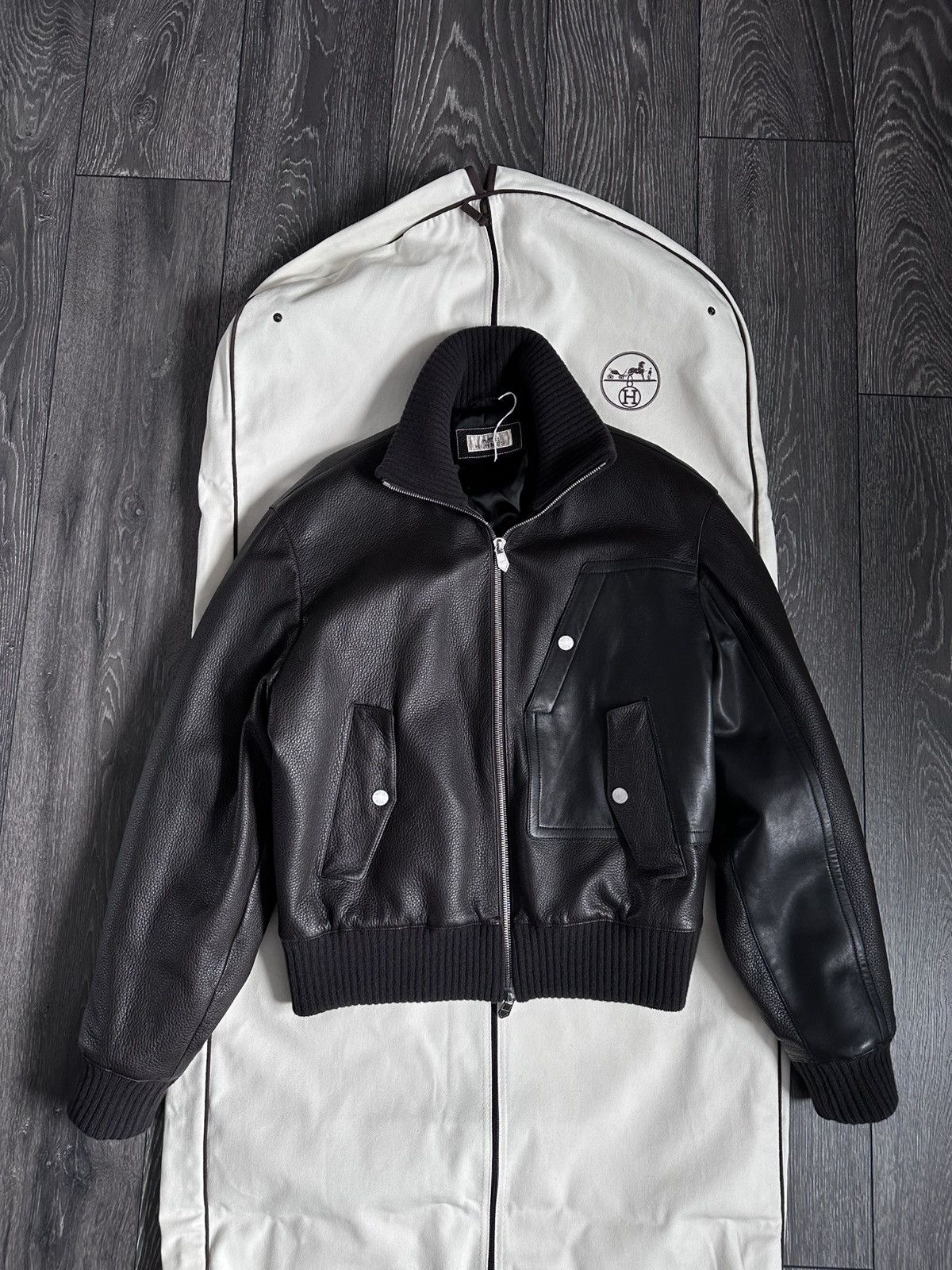 Hermes hermes maxi leather patch ribbed bomber jacket Size US L / EU 52-54 / 3 - 1 Thumbnail