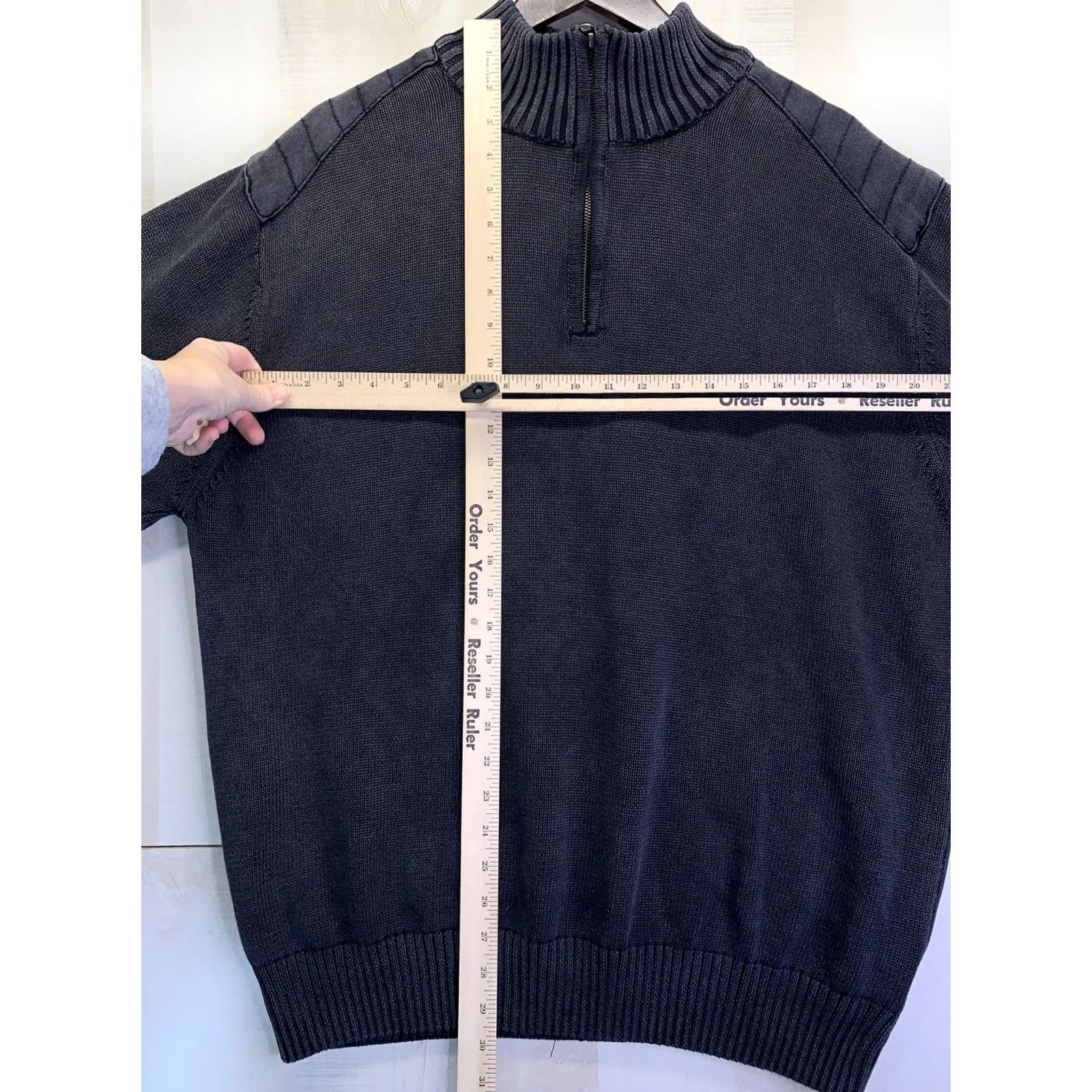 Vintage Red Head Mens Sweater XL 1/4 Zip Pullover Gray Charcoal Faded - Mens Size XL Pullover Zip Grays Sweater 1/4 Zip Gray Charcoal 4523 Size US XL / EU 56 / 4 - 5 Thumbnail
