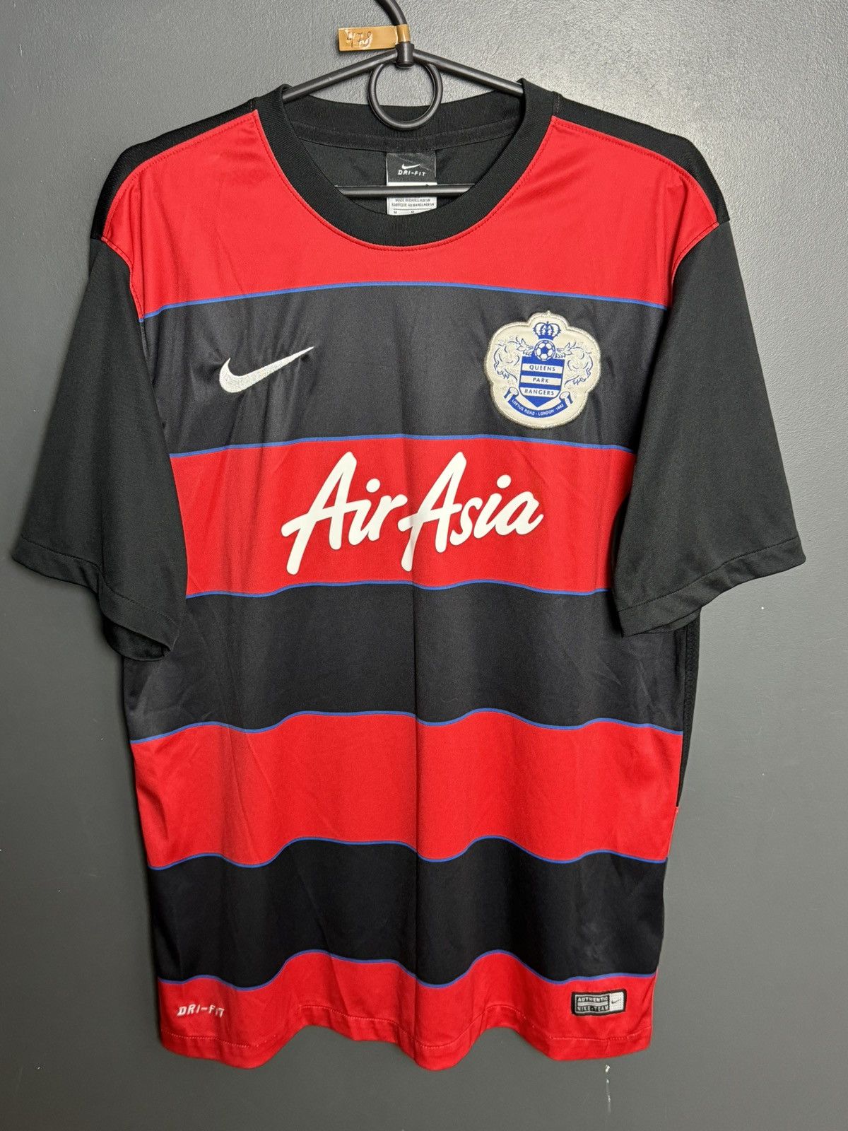 Nike Queens Park Rangers 15/16 Away Football Jersey Size US M / EU 48-50 / 2 - 1 Thumbnail