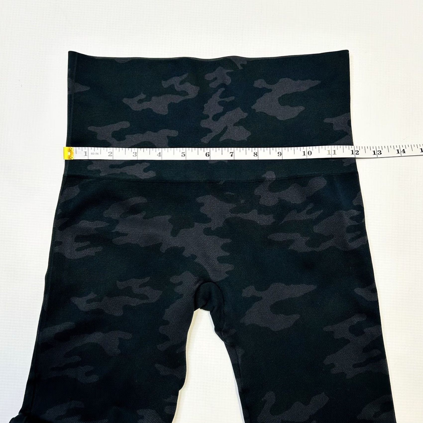 Spanx Spanx Womens Look At Me Now Seamless Camo Leggings Black Size Small Size 28" / US 6 / IT 42 - 5 Thumbnail