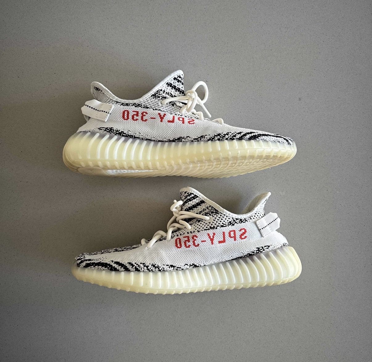 Yeezy Boost 350 V2 Zebra Size US 11 / EU 44 - 1 Thumbnail