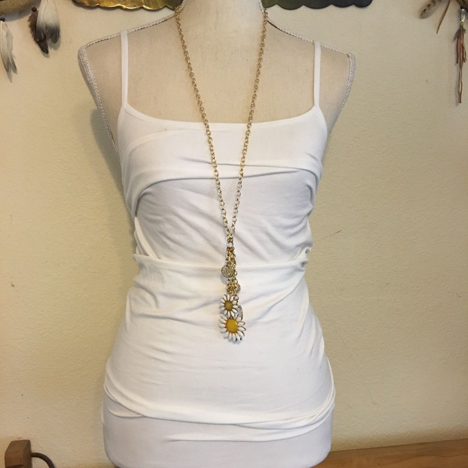 Jewelry Gold tone chain faceted stone daisy long necklace Size ONE SIZE - 5 Thumbnail