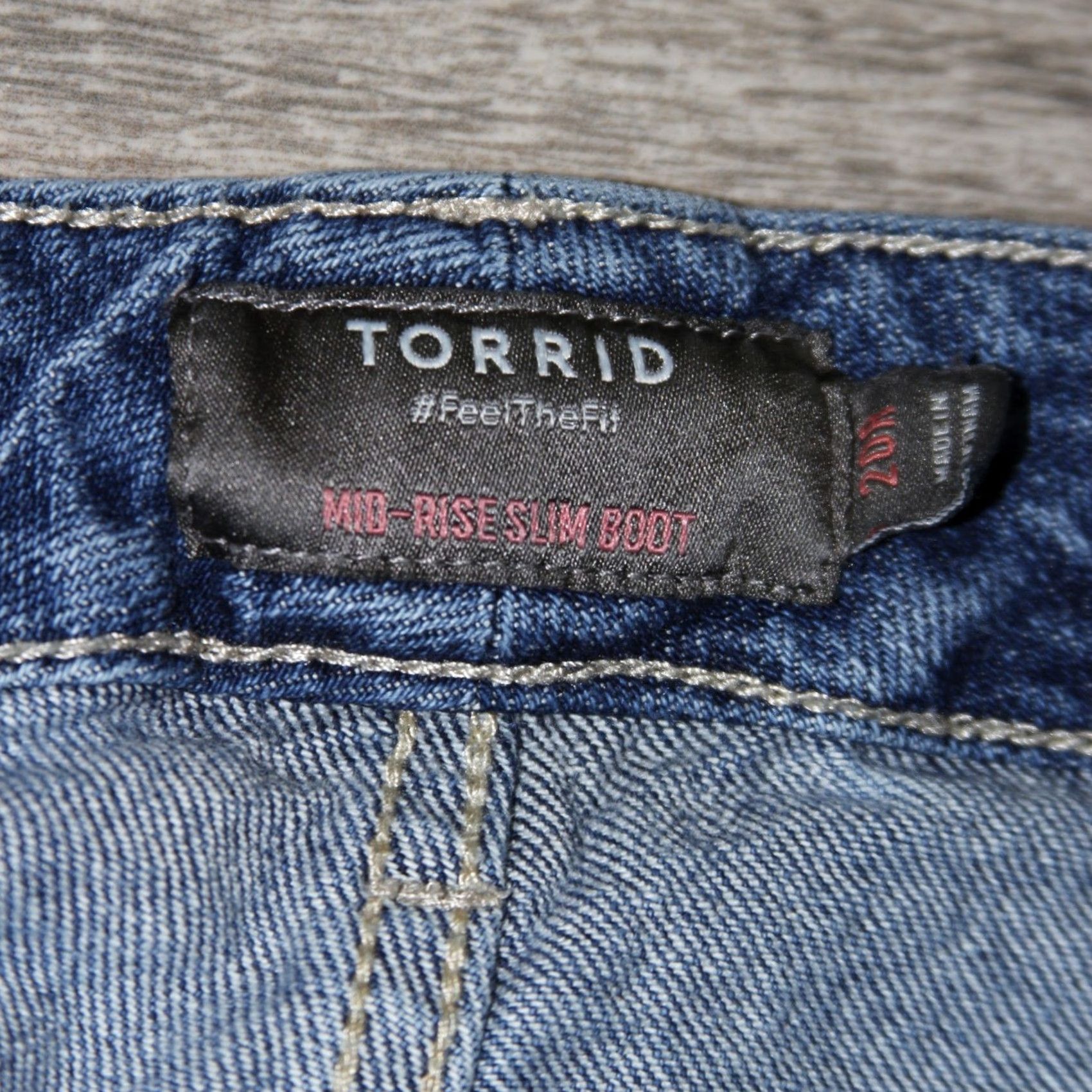 Torrid Torrid Jeans Womens Plus Slim Bootcut Denim 20W Blue Mid Rise Stretch 5-Pocket 31.5 Inseam Size 42" / US 20 - 4 Thumbnail