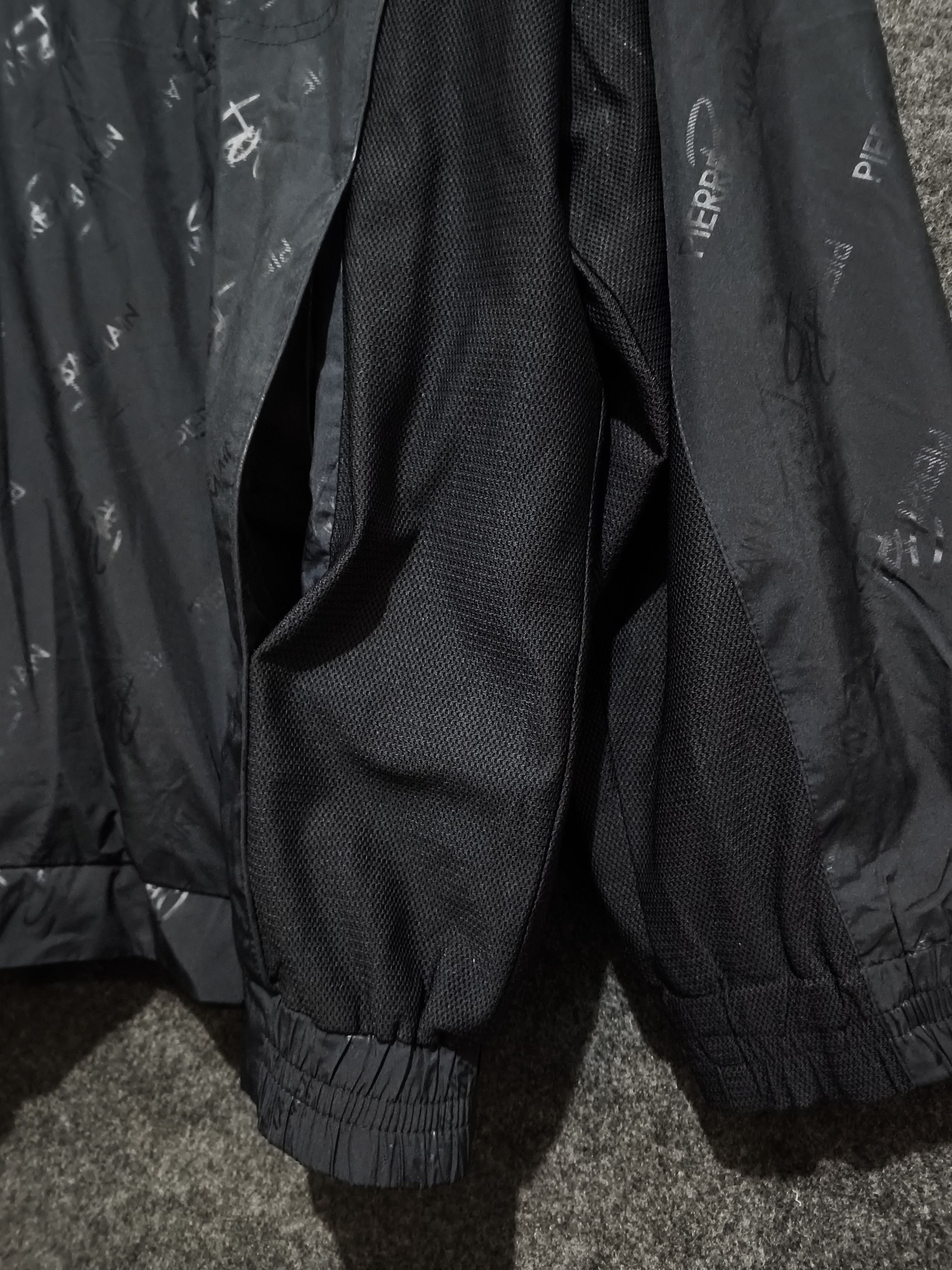 Pierre Balmain Vintage 90s Pierre Balmain Golf Monogram AOP Windbreaker Size US XL / EU 56 / 4 - 8 Thumbnail