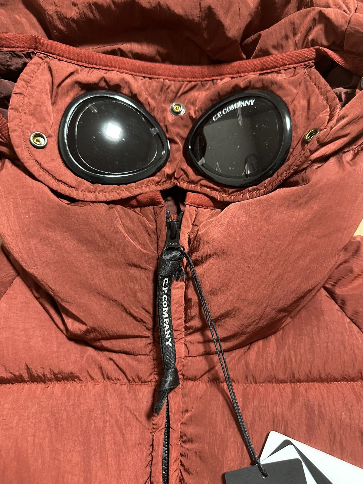 C.P. Company C.P. Company Hooded Down Goggle Jacket Cherry Red Size 46(S) Size US S / EU 44-46 / 1 - 2 Thumbnail