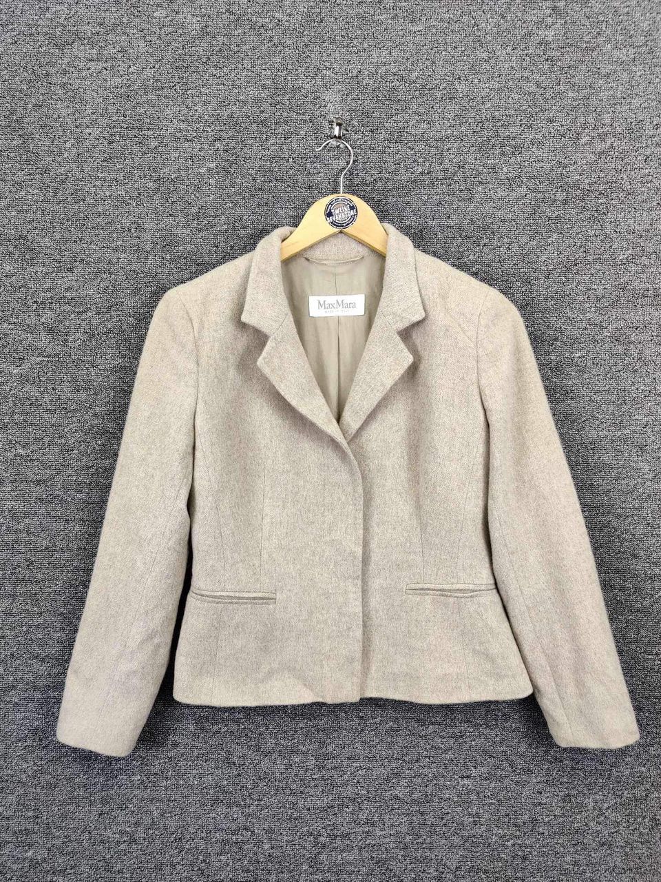 Japanese Brand Vintage Max Mara Wool Tweed Blazer Jacket Size US S / EU 44-46 / 1 - 1 Thumbnail